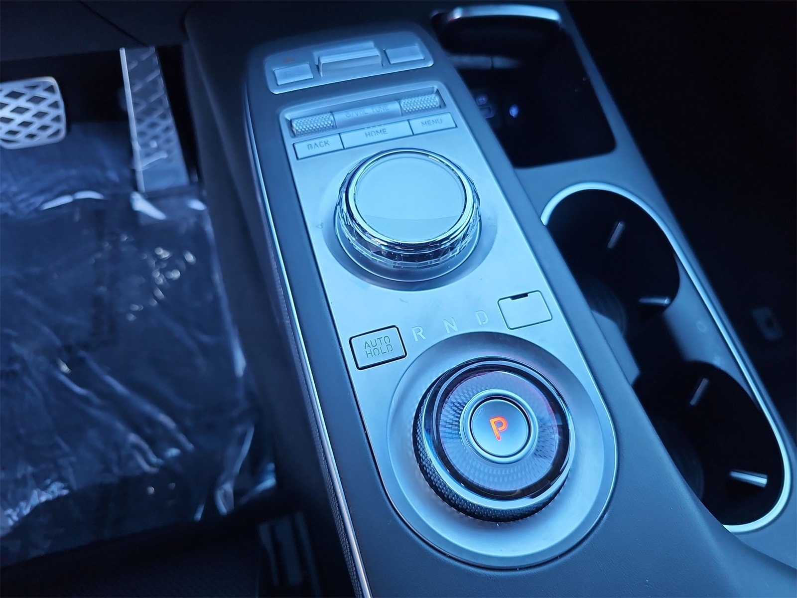 Thumbnail: 2025 Genesis GV70 - 21