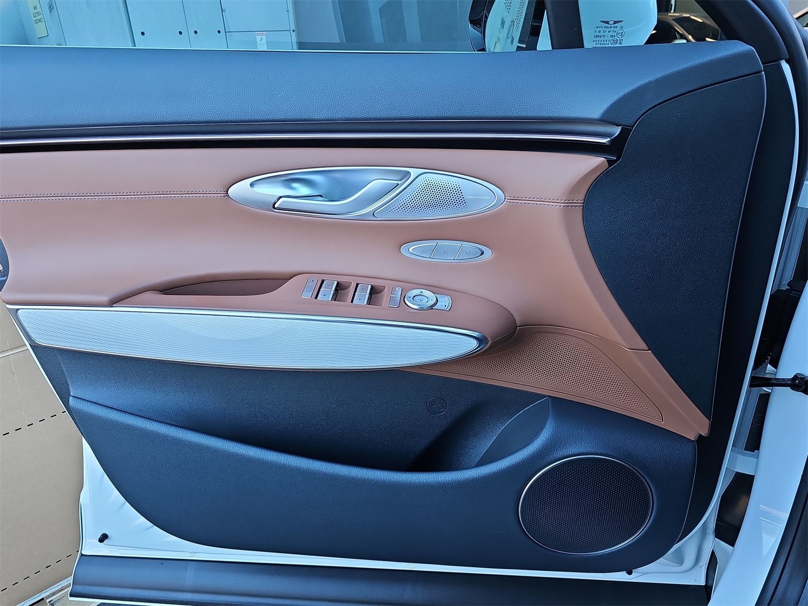 Thumbnail: 2026 Genesis GV70 - 27