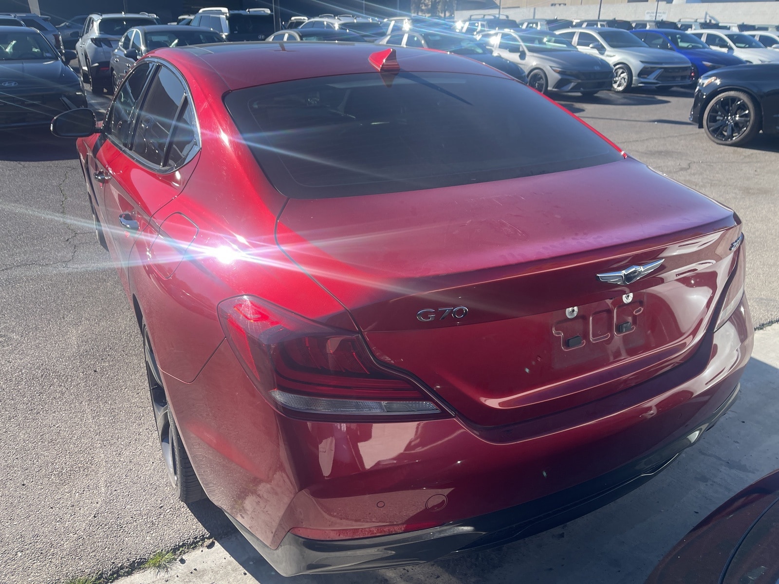 Thumbnail: 2020 Genesis G70 - 10