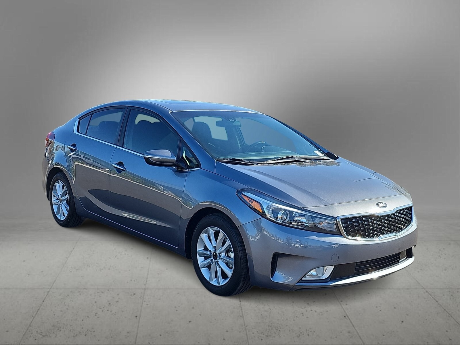 2017 Kia Forte S photo 3