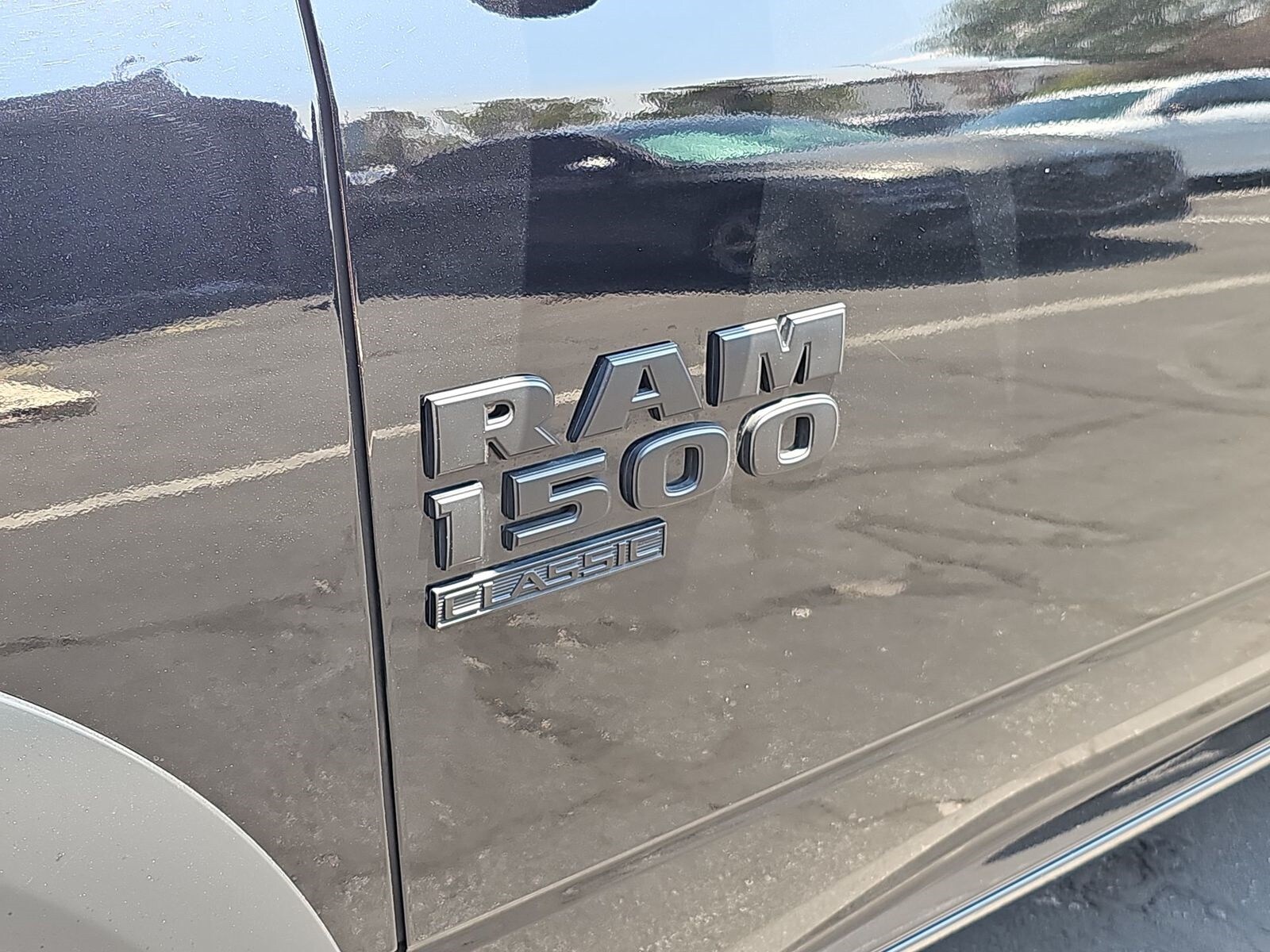 Thumbnail: 2020 RAM 1500 Classic - 12
