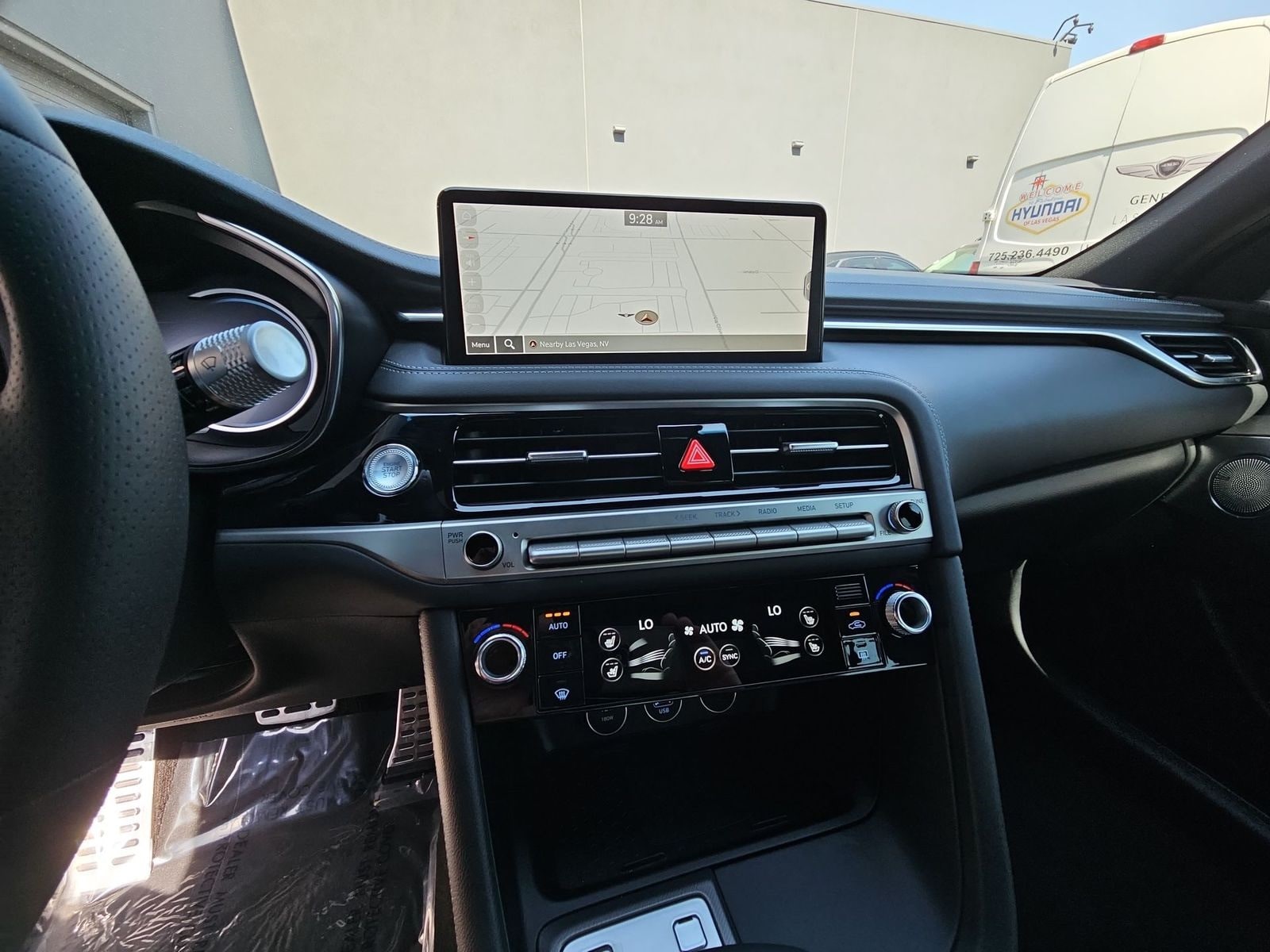Thumbnail: 2025 Genesis G70 - 21