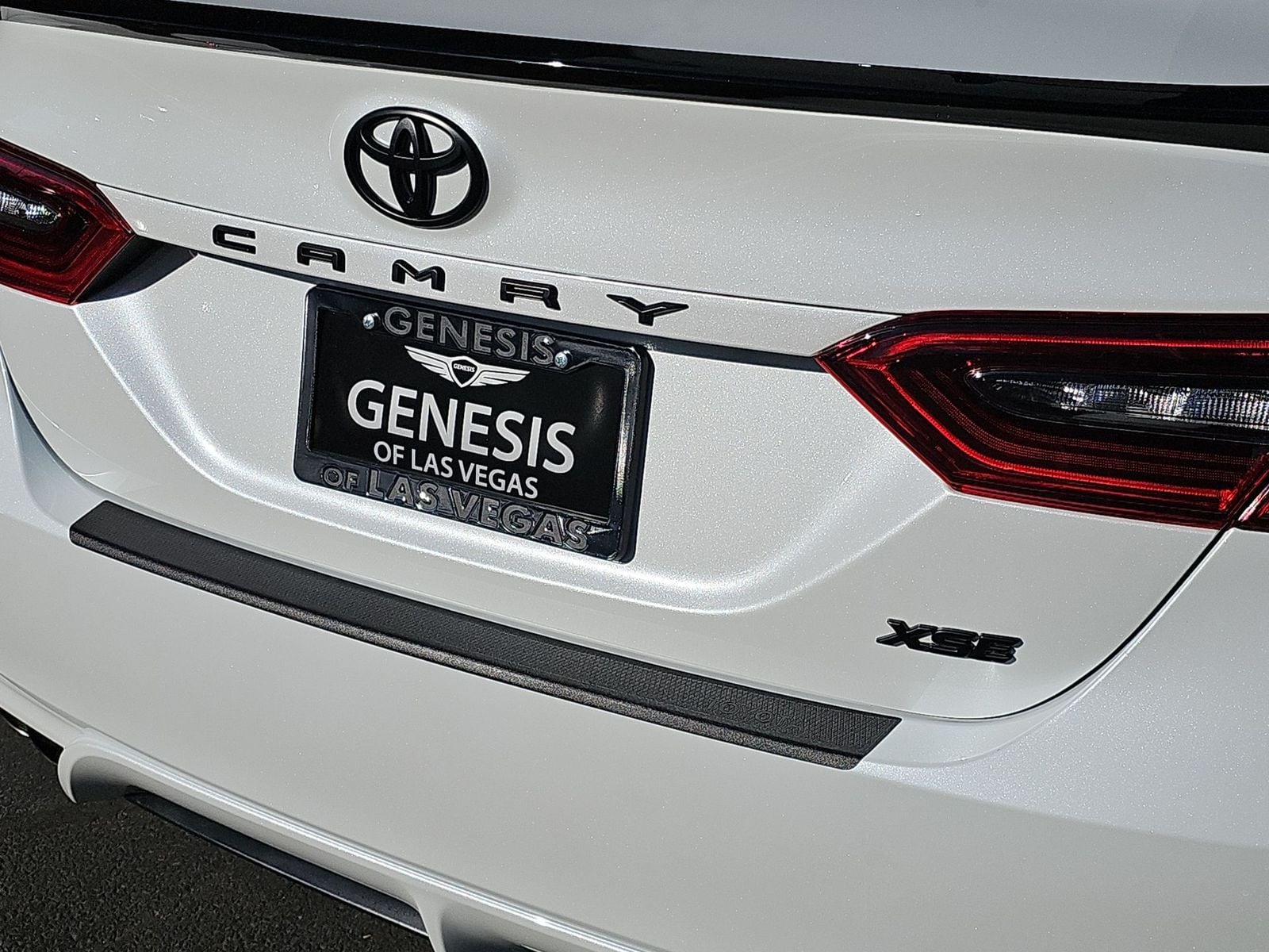 Thumbnail: 2024 Toyota Camry - 12