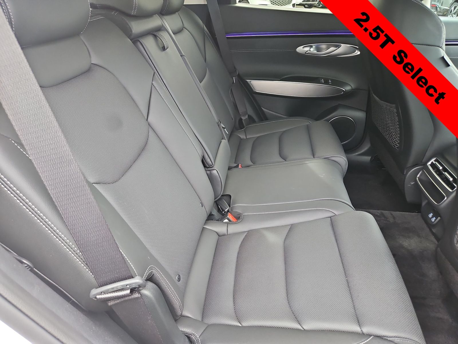 Thumbnail: 2026 Genesis GV70 - 17