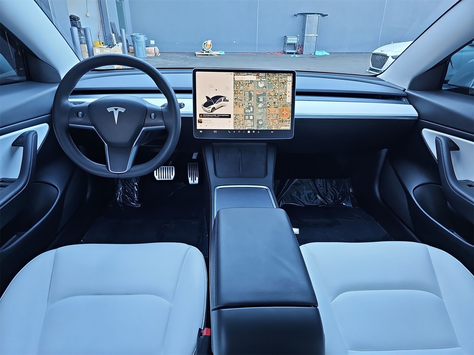 Thumbnail: 2021 Tesla Model 3 - 14