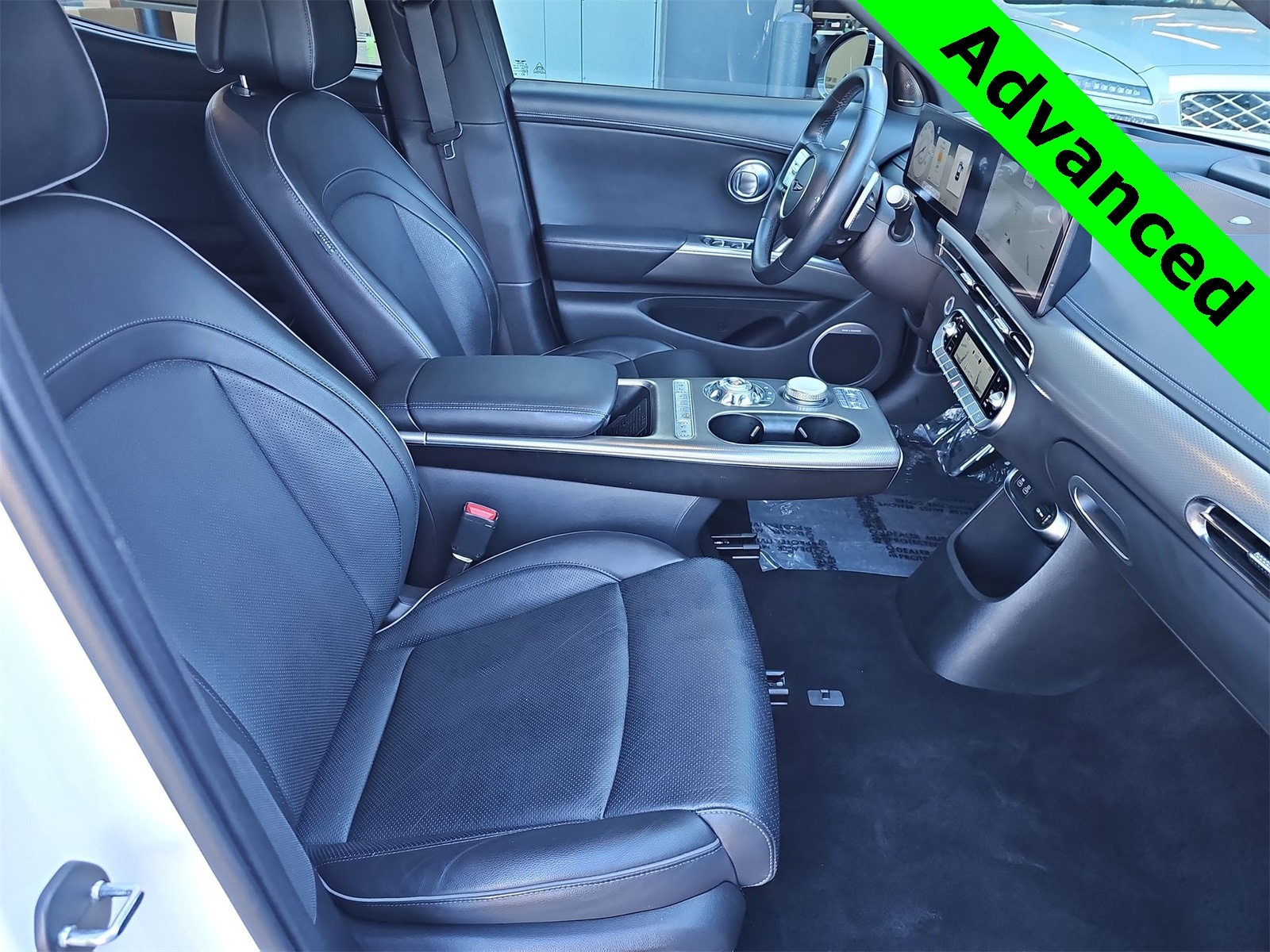 Thumbnail: 2024 Genesis GV60 - 18