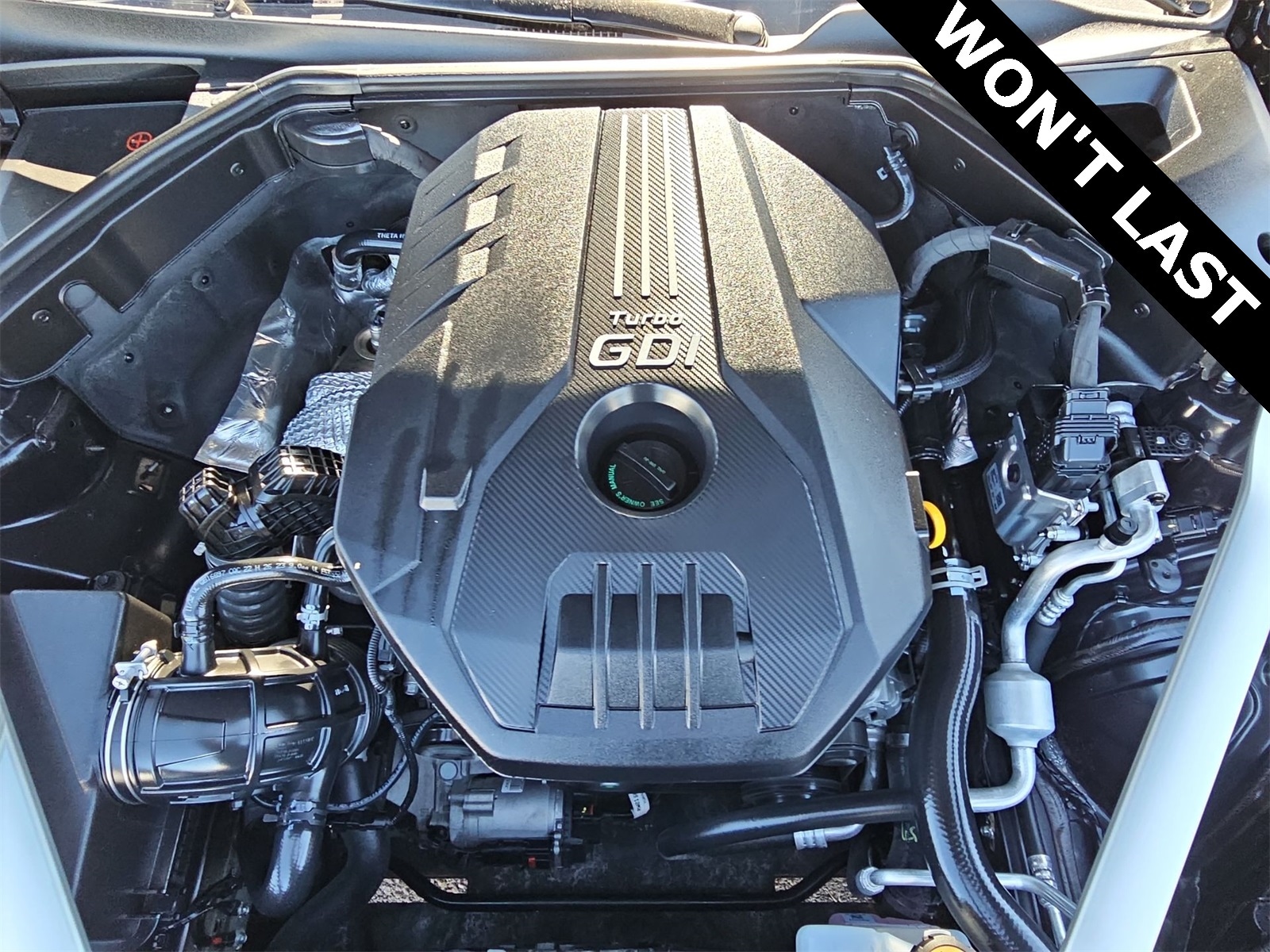 Thumbnail: 2023 Genesis G70 - 13