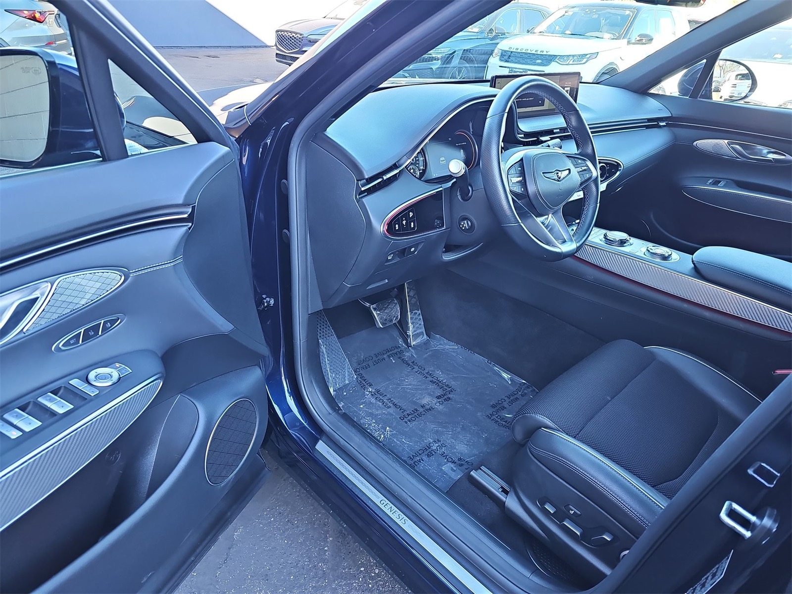 Thumbnail: 2025 Genesis GV70 - 10