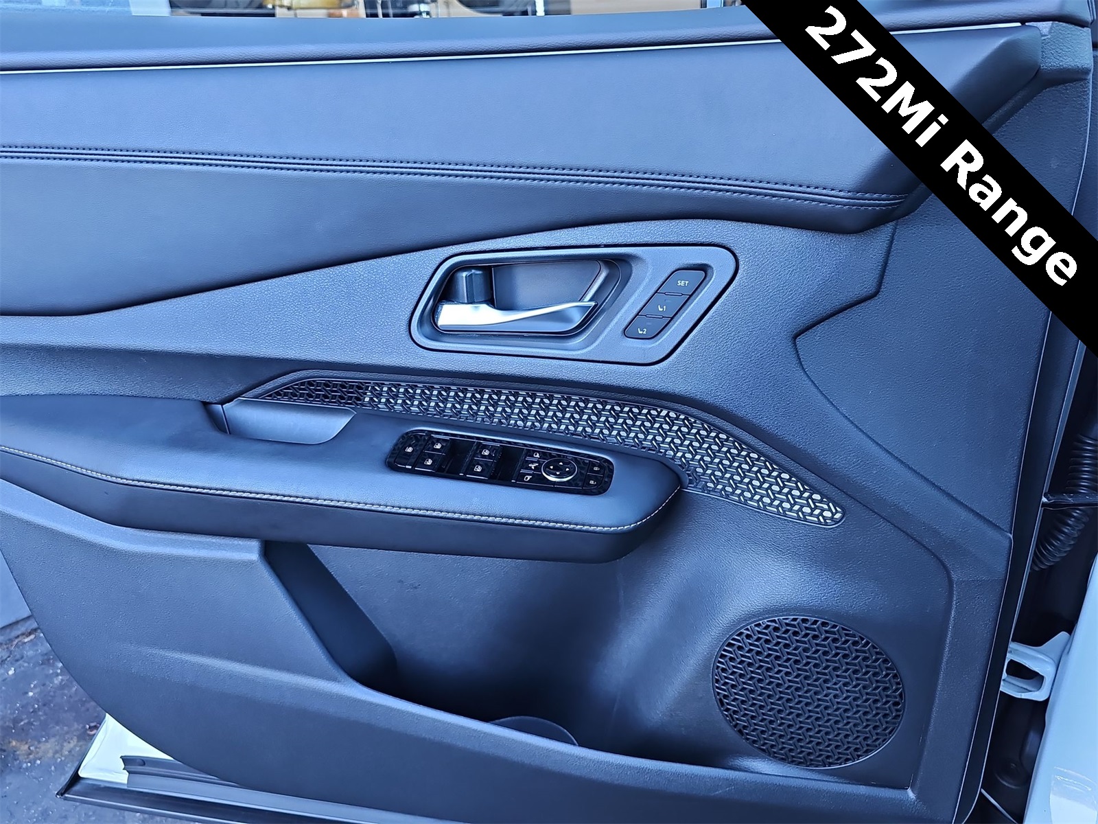 Thumbnail: 2024 Nissan Ariya - 28