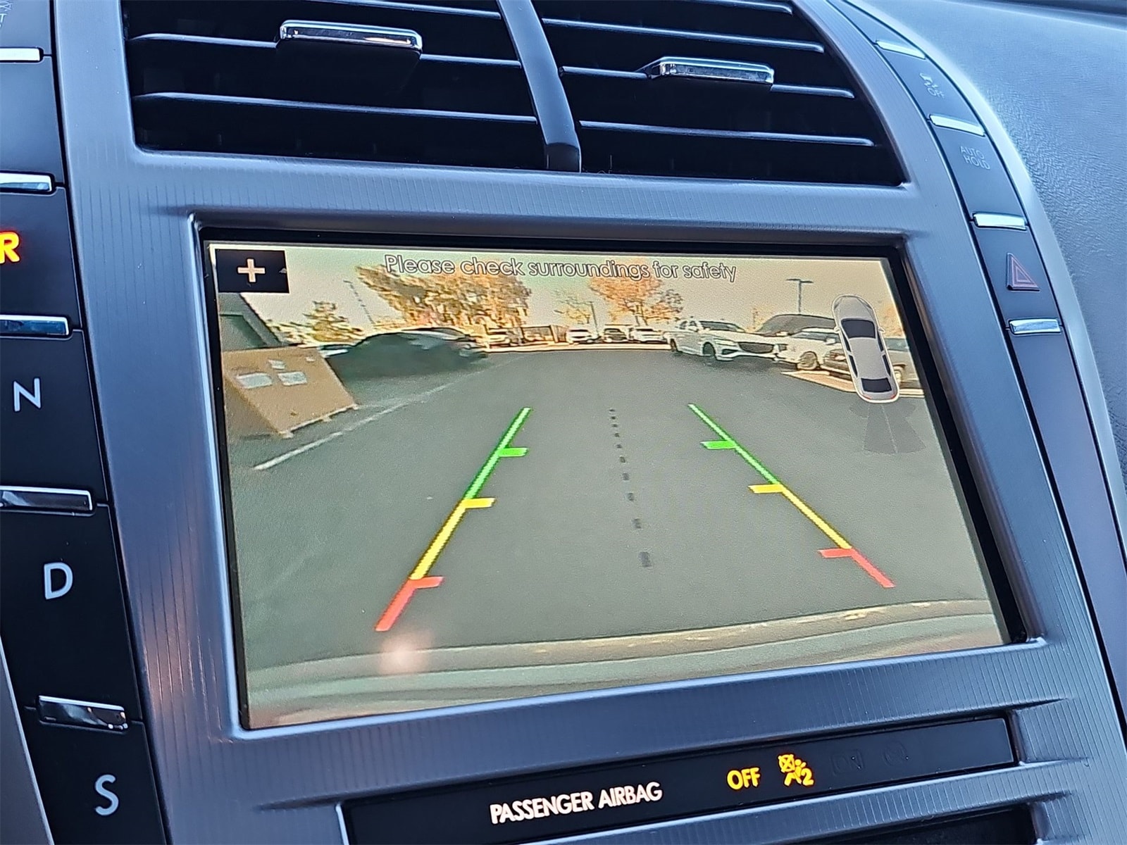 Thumbnail: 2018 Lincoln MKZ - 25