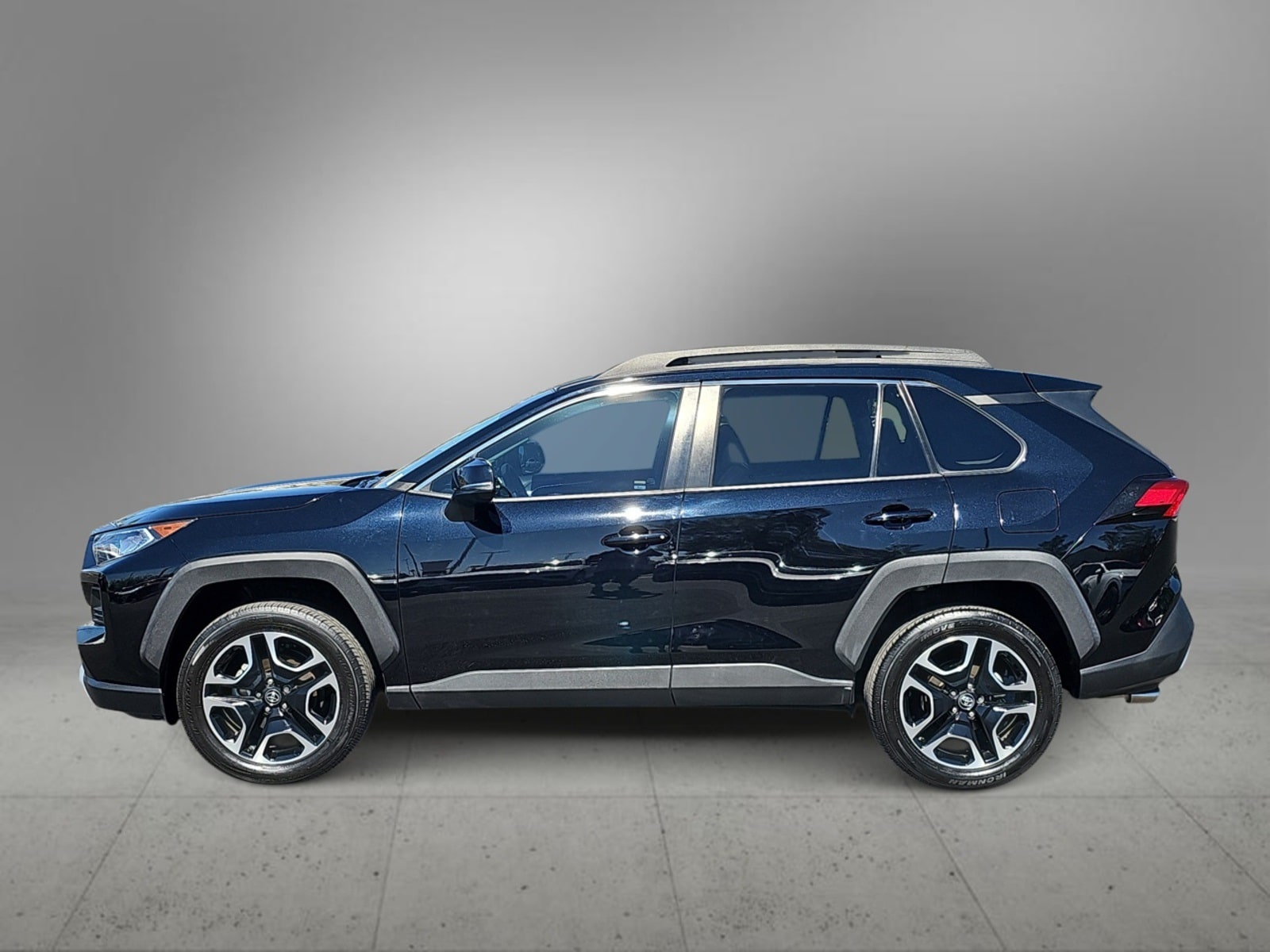 Thumbnail: 2019 Toyota RAV4 - 6
