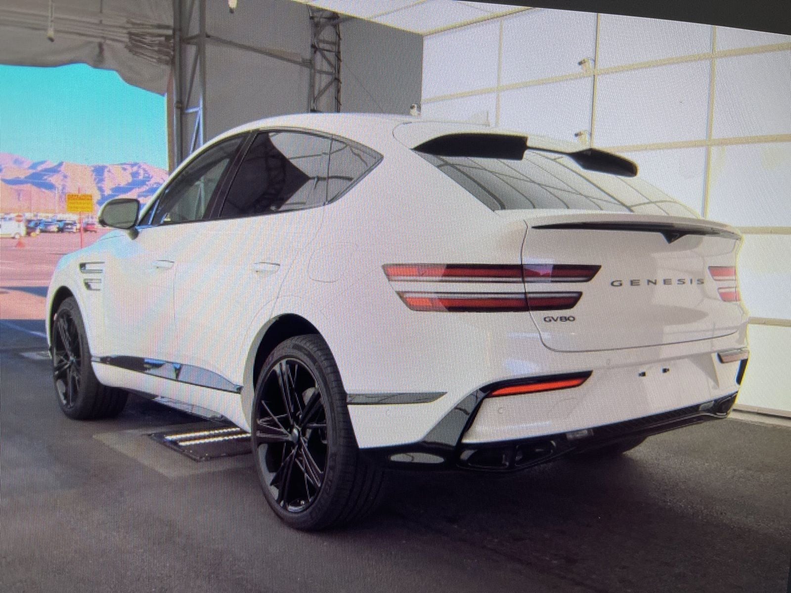 Thumbnail: 2026 Genesis GV80 - 3