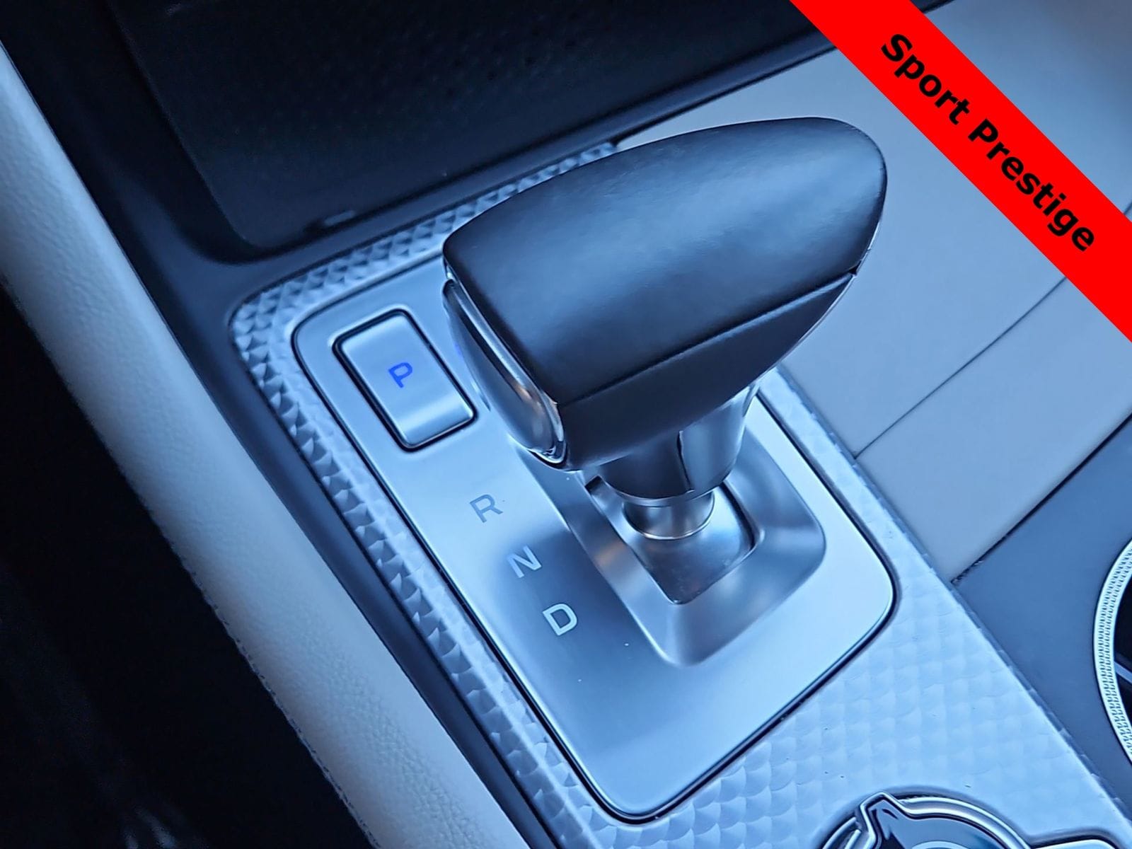 Thumbnail: 2023 Genesis G70 - 21