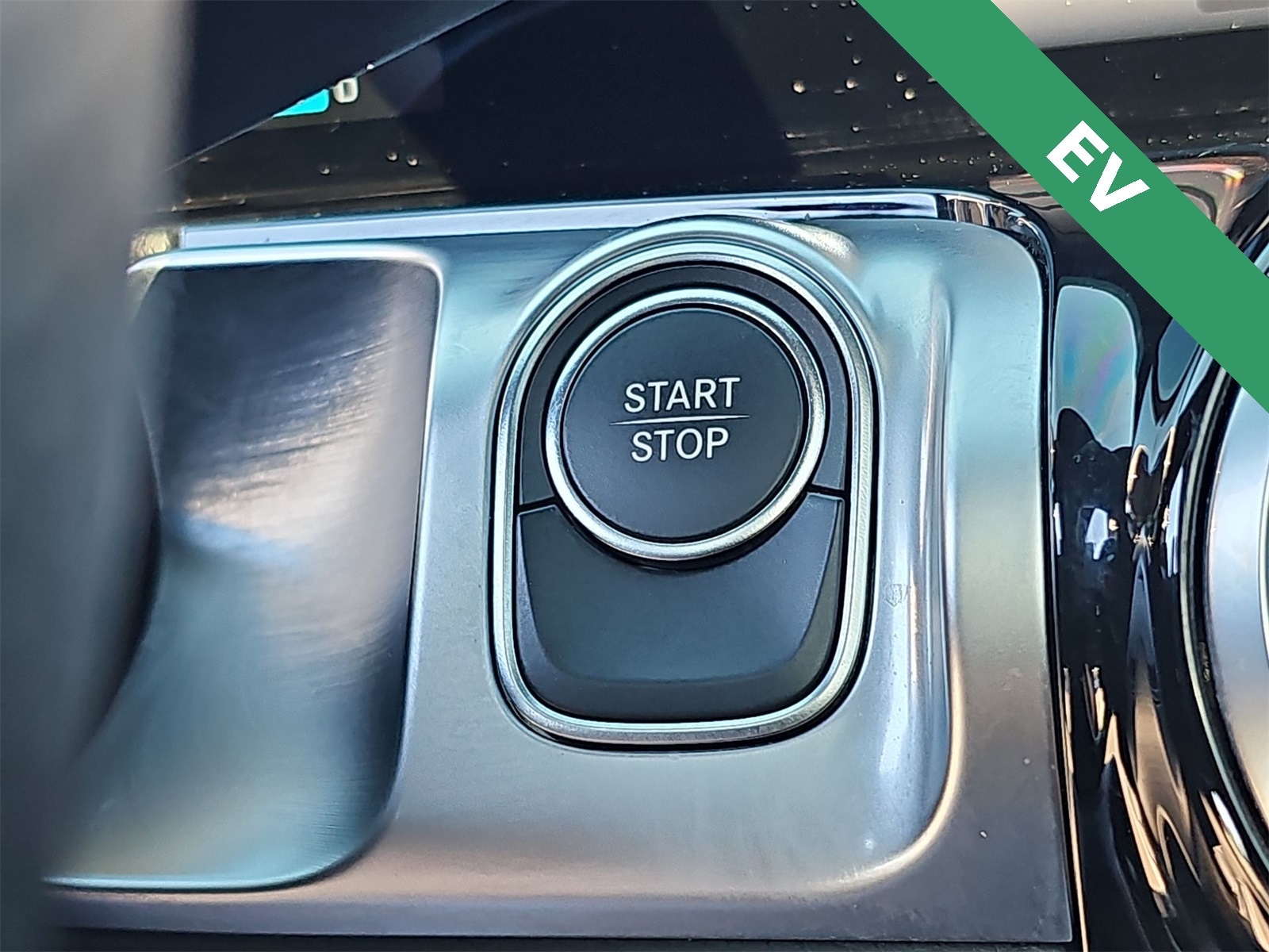 Thumbnail: 2024 Mercedes-Benz EQB - 24