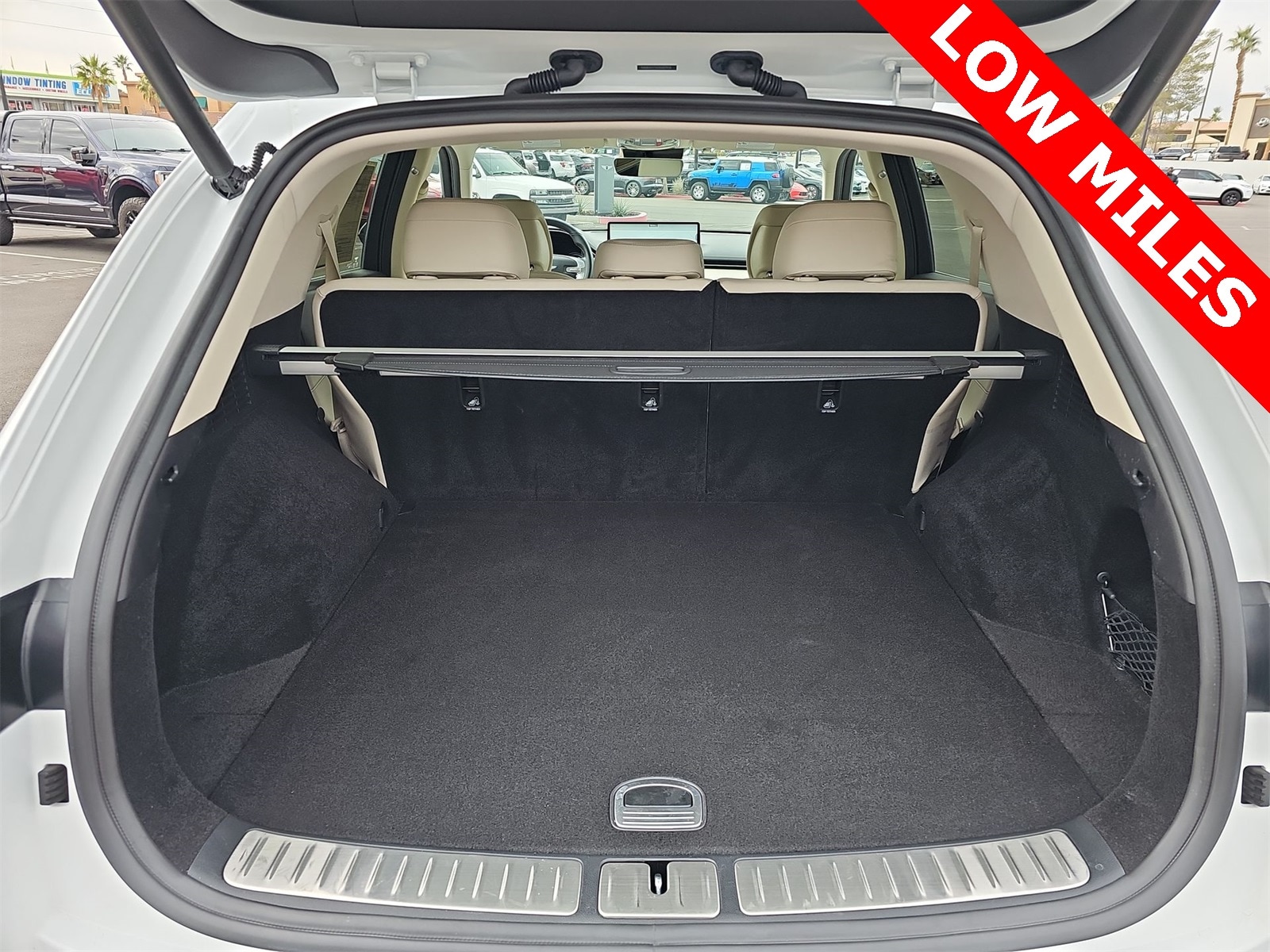 Thumbnail: 2025 Genesis GV70 - 23