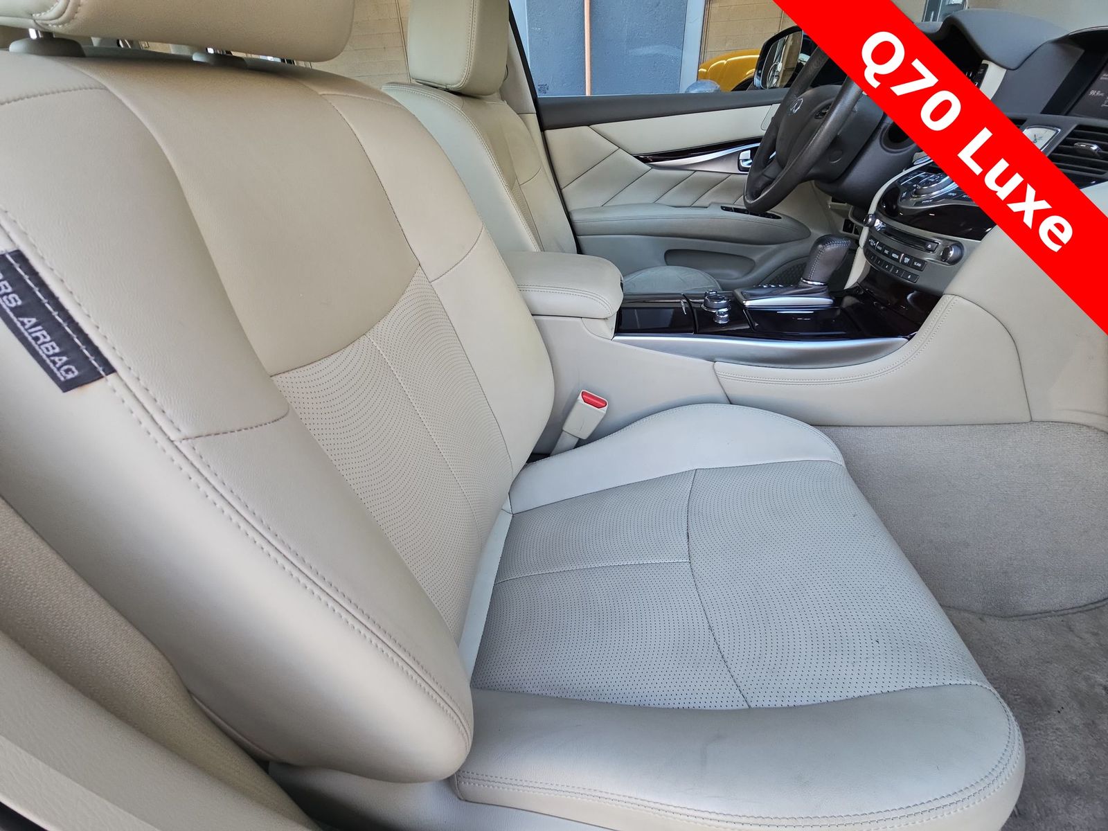 Thumbnail: 2019 INFINITI Q70 - 17