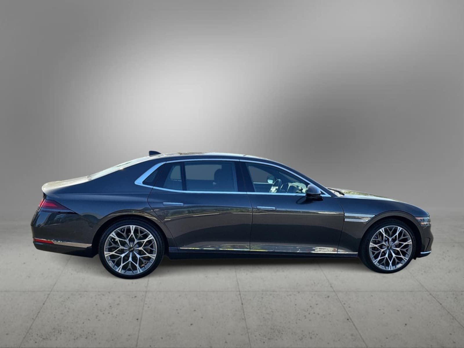 Thumbnail: 2024 Genesis G90 - 10