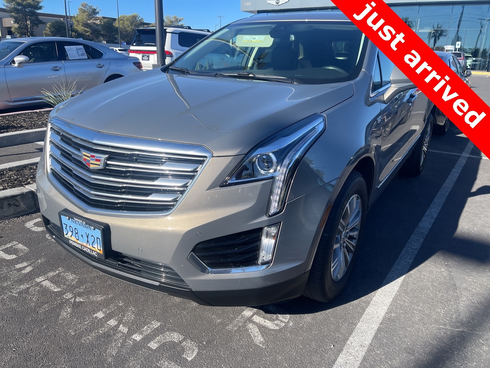Thumbnail: 2019 Cadillac XT5 - 3