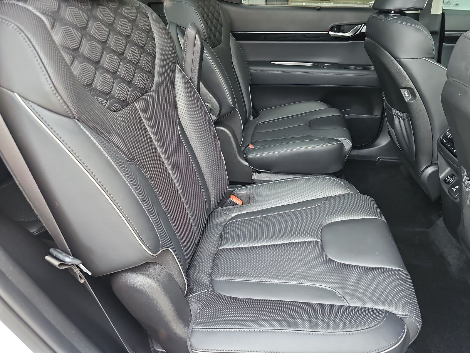 Thumbnail: 2021 Hyundai Palisade - 17