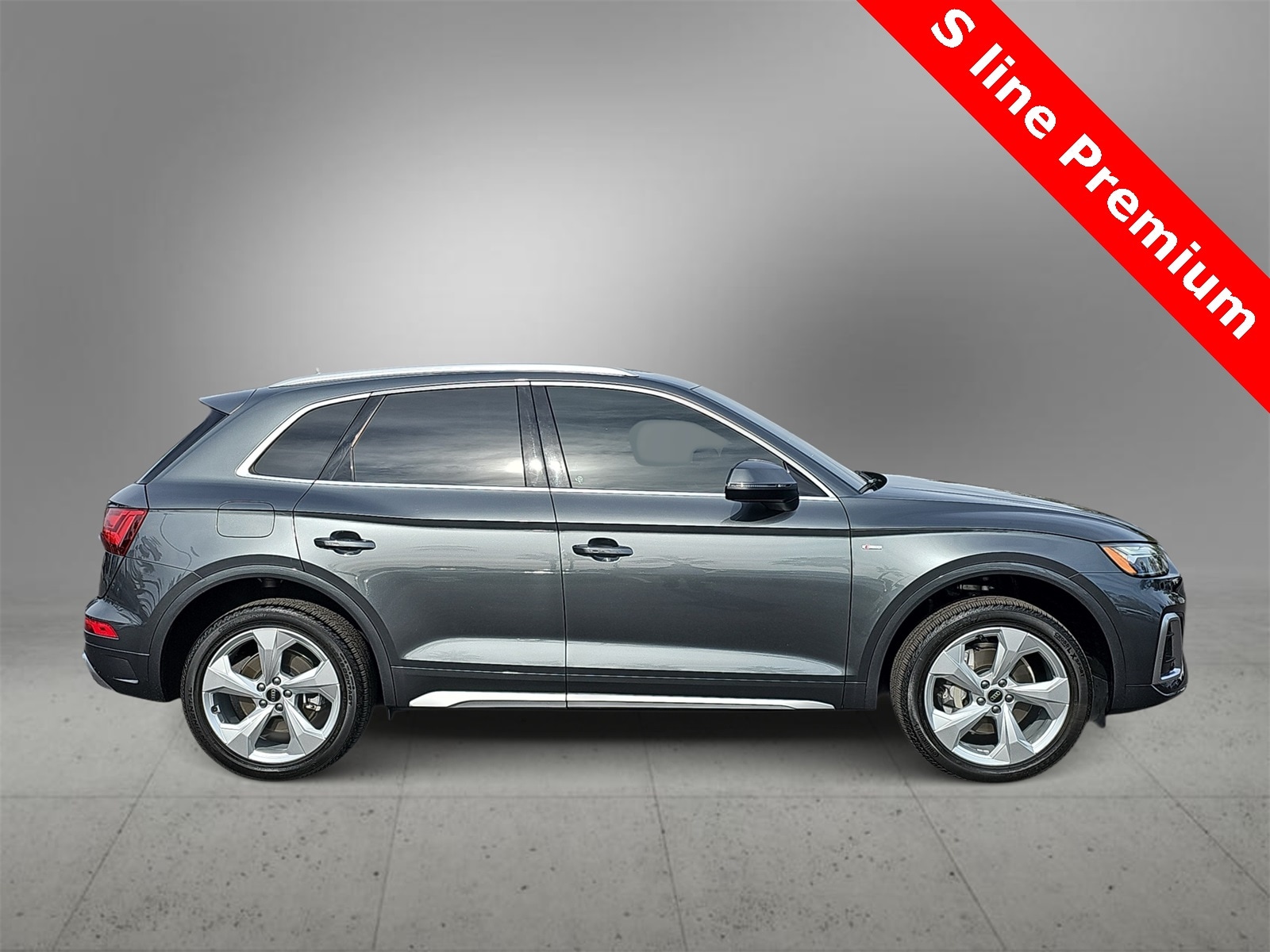 Thumbnail: 2024 Audi Q5 - 9