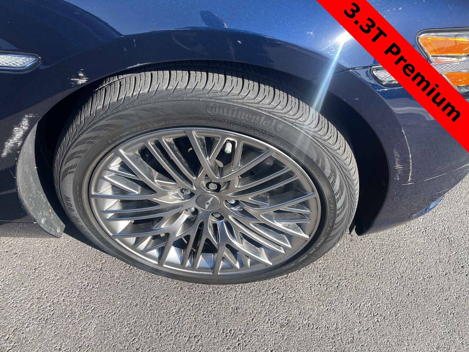 Thumbnail: 2021 Genesis G90 - 4