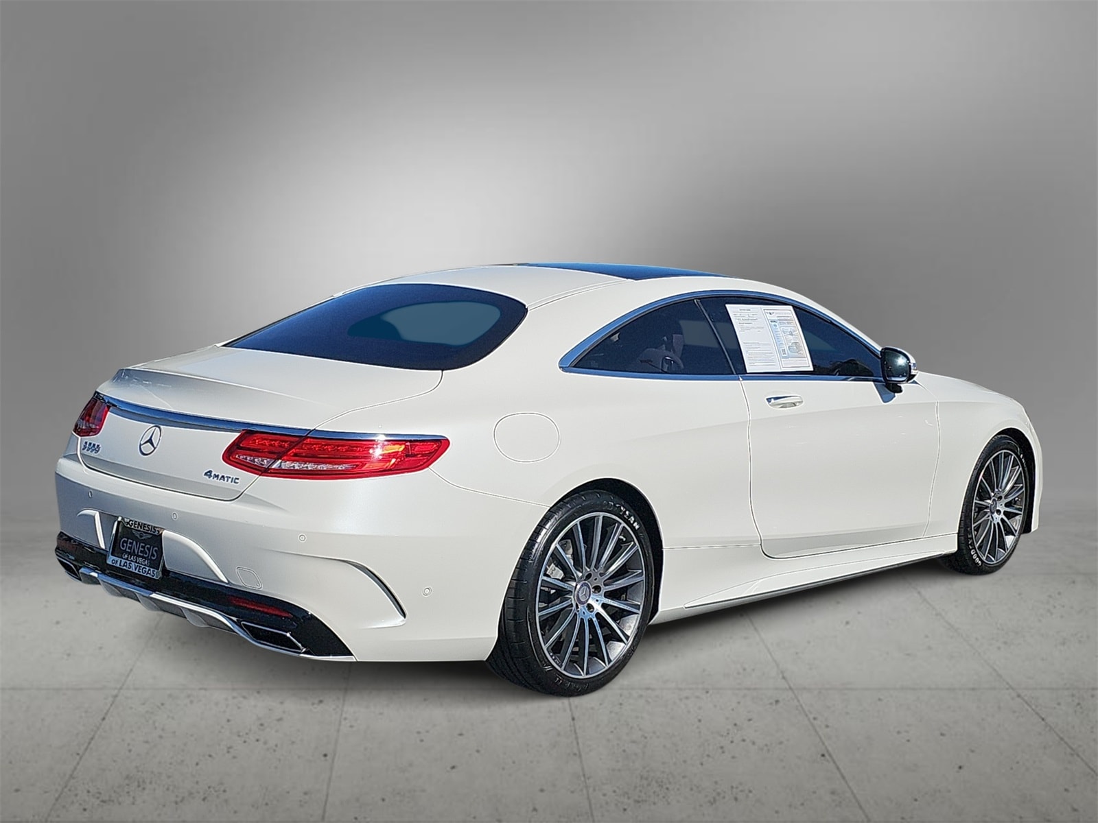 Thumbnail: 2015 Mercedes-Benz S-Class - 8