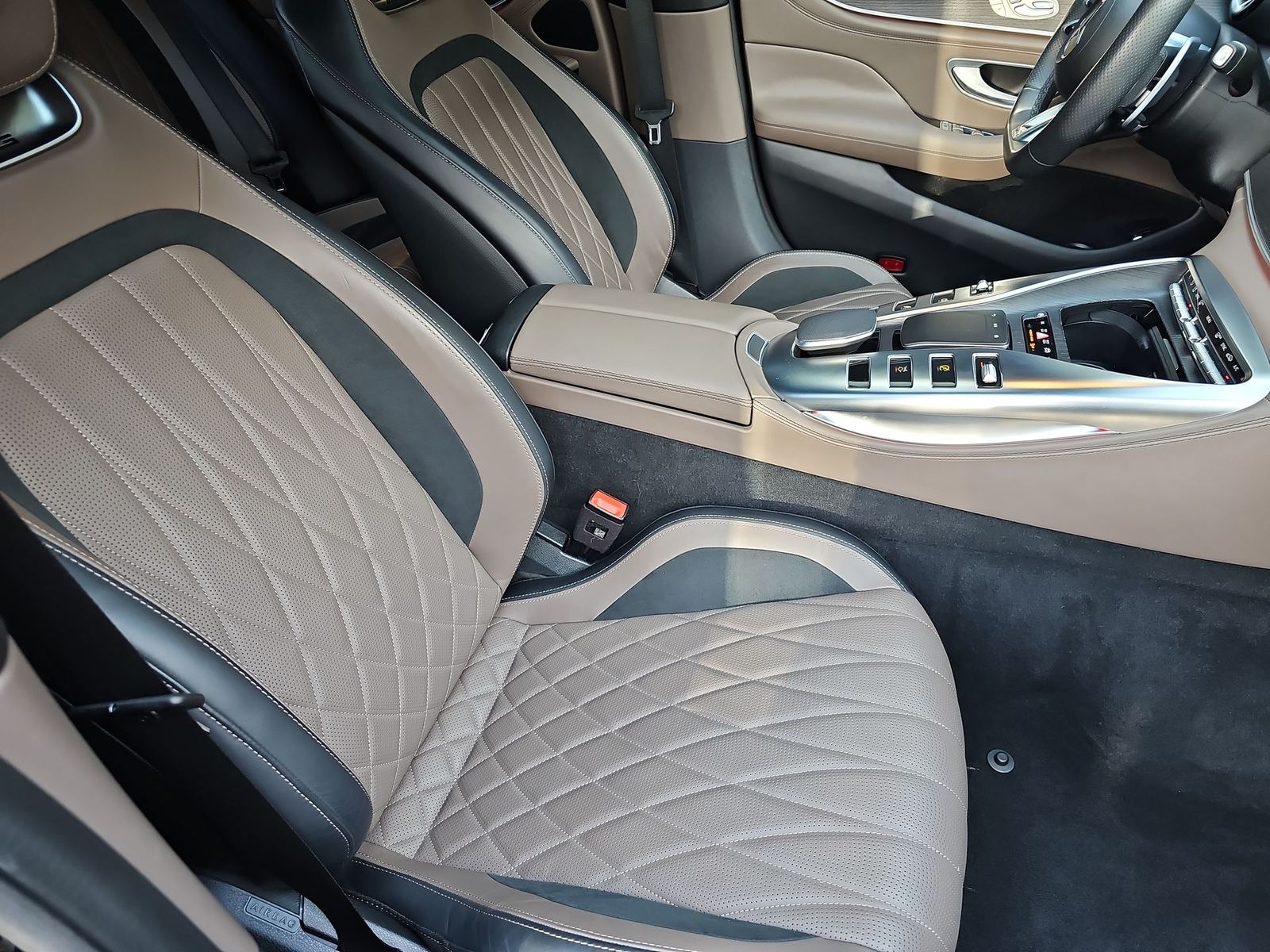 Thumbnail: 2023 Mercedes-Benz AMG GT - 18