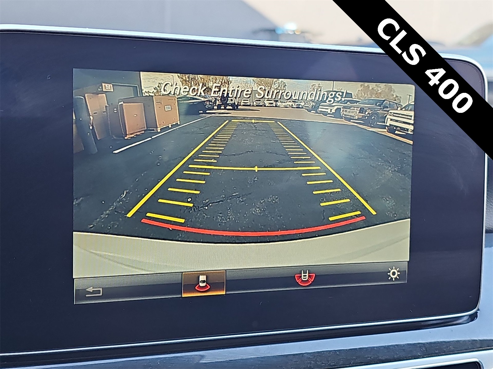 Thumbnail: 2016 Mercedes-Benz CLS - 26