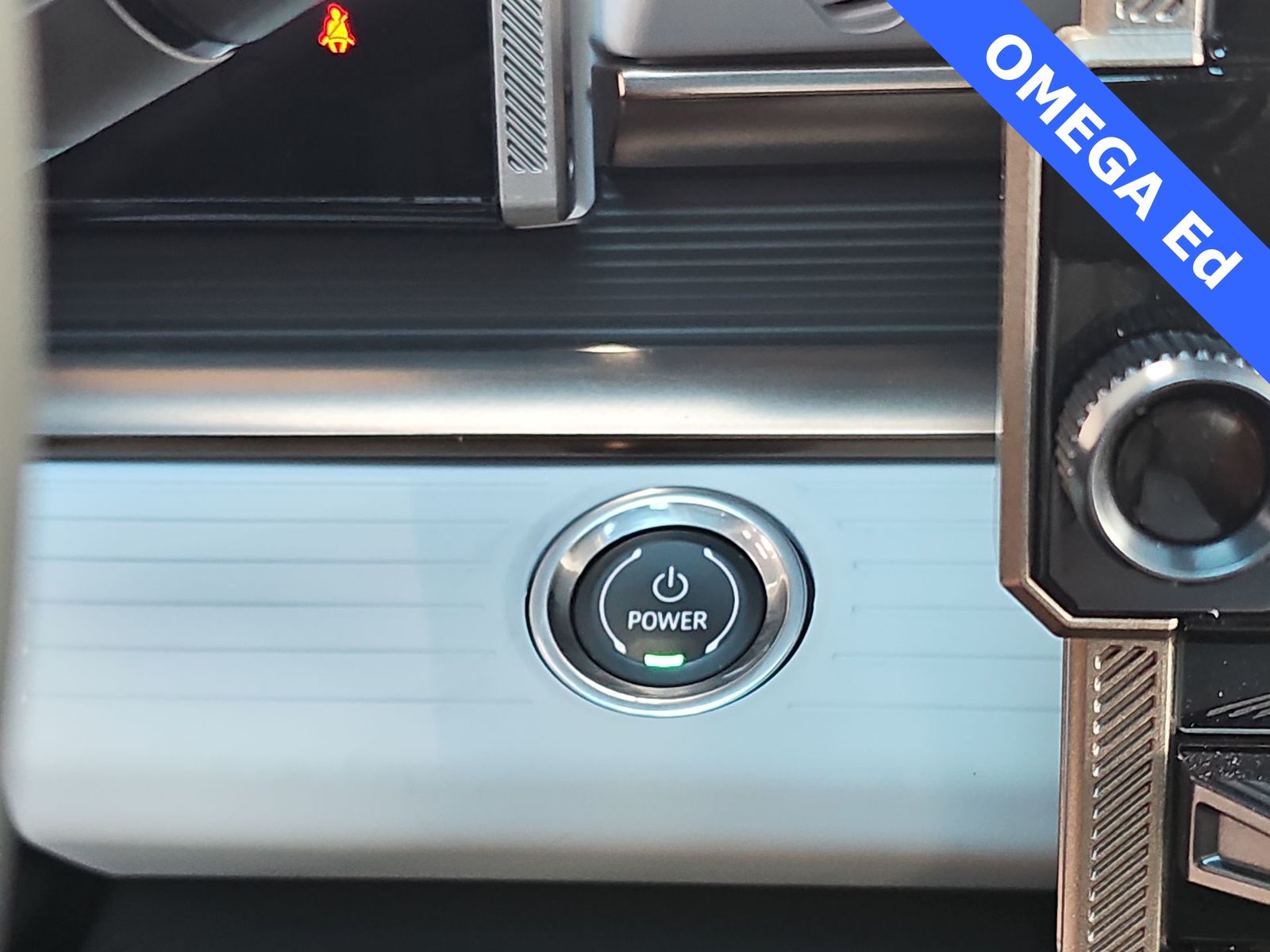 Thumbnail: 2024 GMC Hummer EV - 23