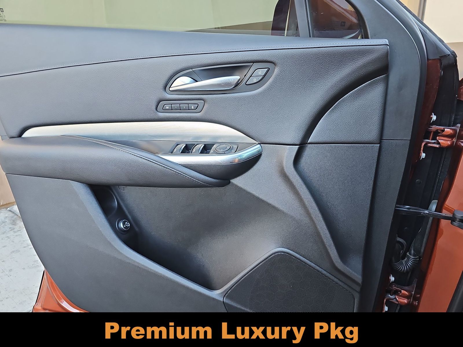 Thumbnail: 2019 Cadillac XT4 - 27