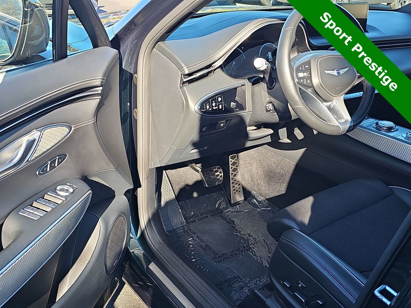 Thumbnail: 2023 Genesis GV70 - 10