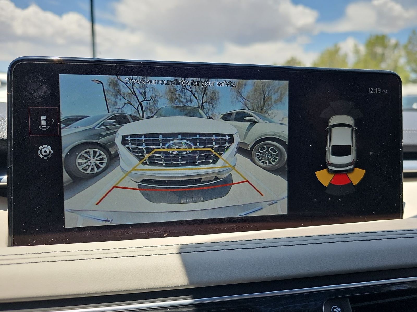 Thumbnail: 2022 Genesis G70 - 25