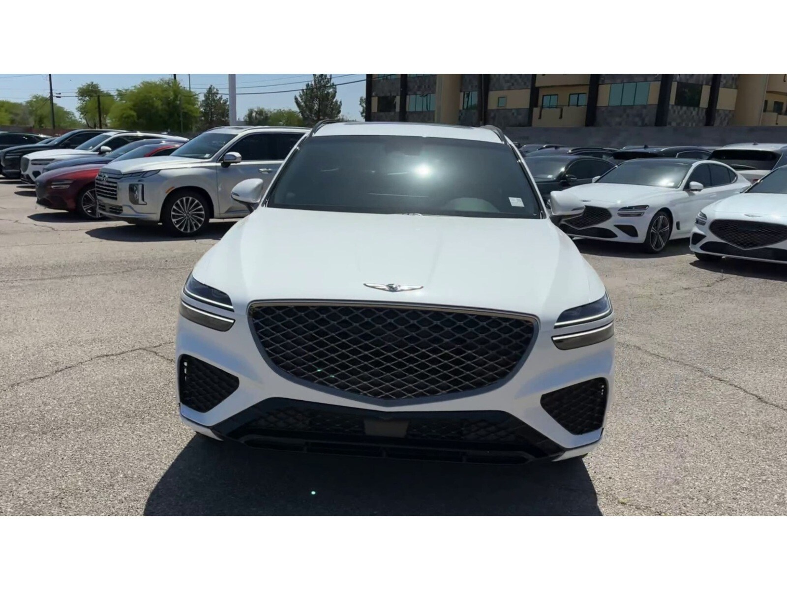 Thumbnail: 2025 Genesis GV70 - 4