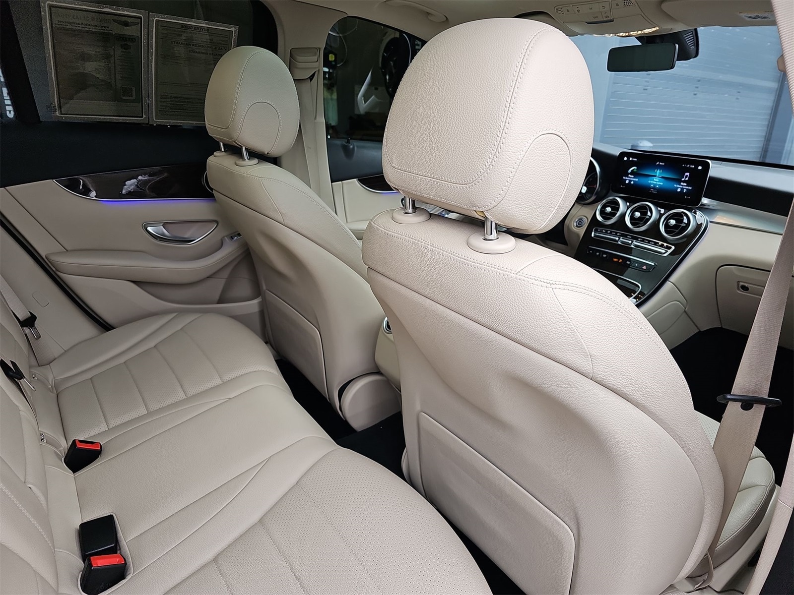 Thumbnail: 2021 Mercedes-Benz GLC - 16