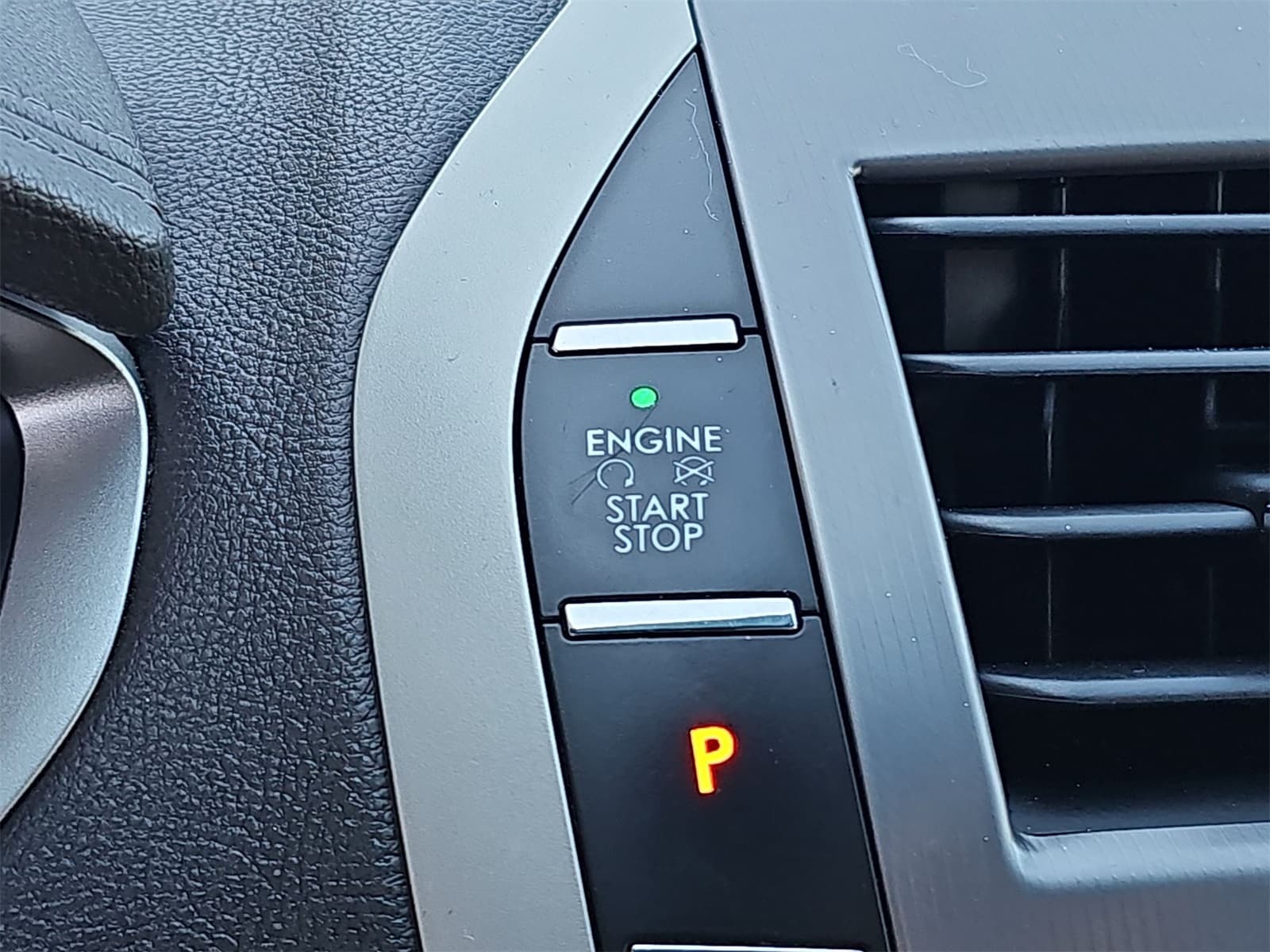 Thumbnail: 2018 Lincoln MKZ - 23