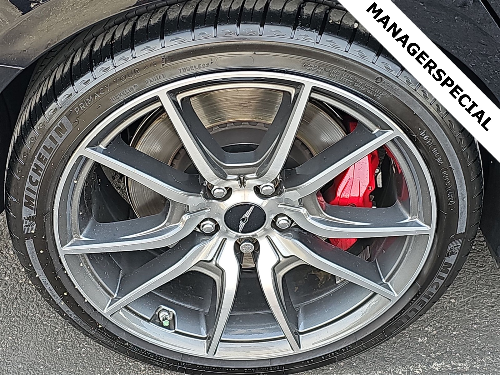 Thumbnail: 2025 Genesis G70 - 12