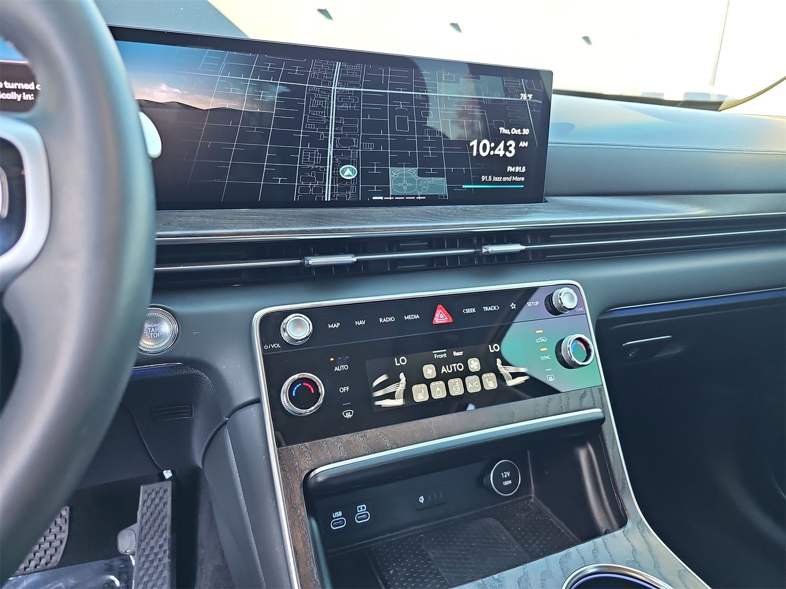 Thumbnail: 2025 Genesis GV80 - 20