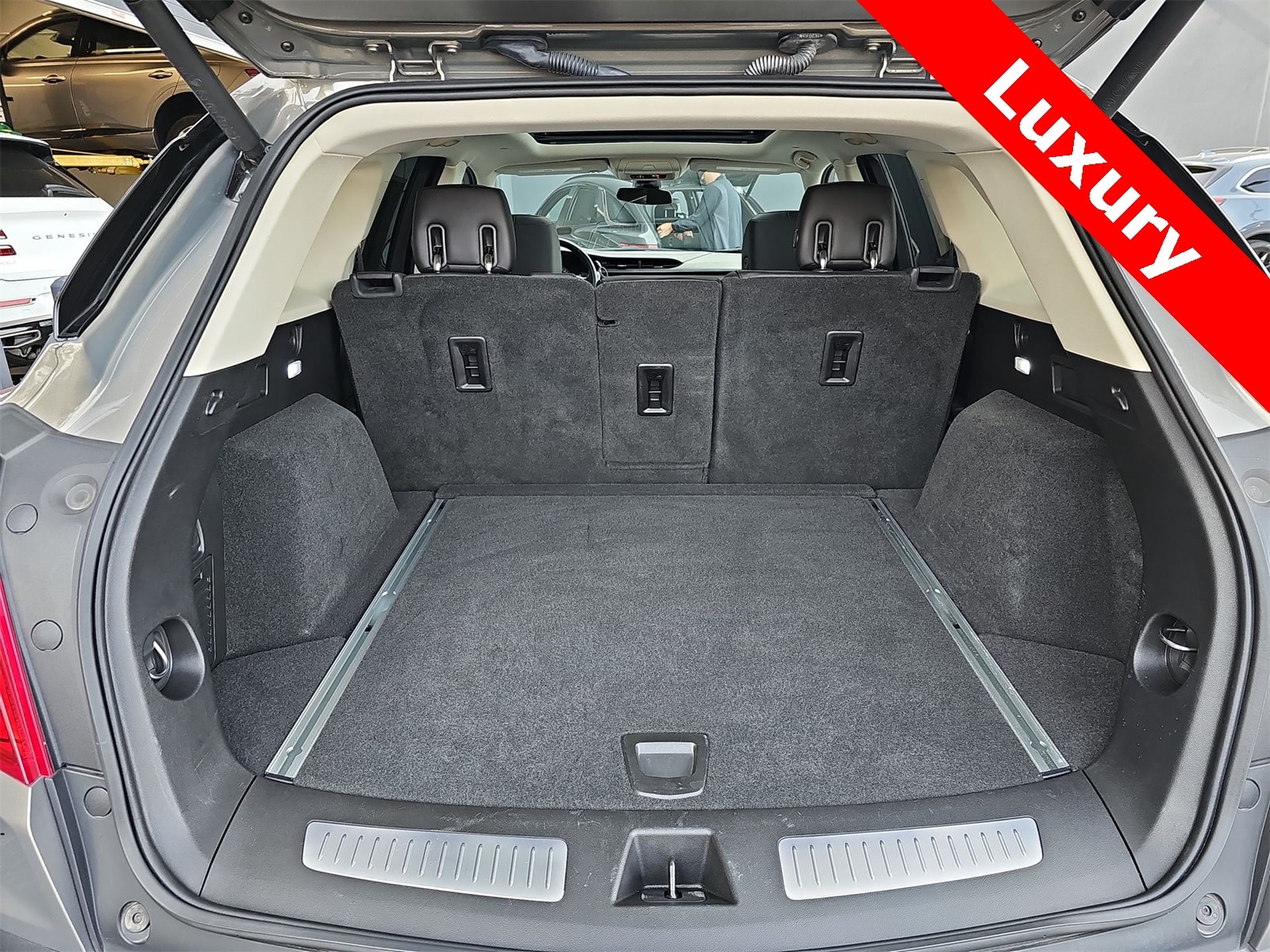 Thumbnail: 2019 Cadillac XT5 - 23