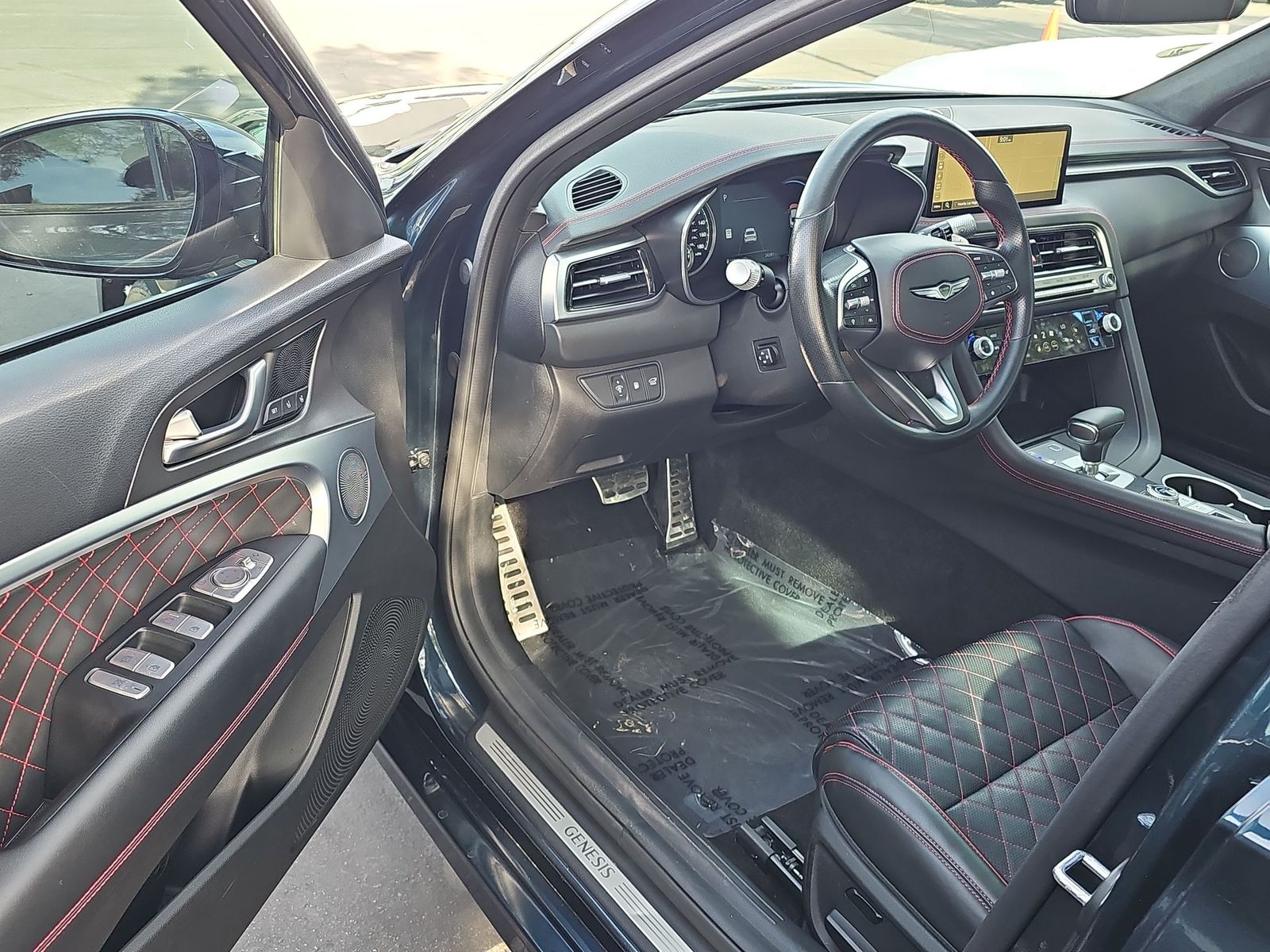 Thumbnail: 2024 Genesis G70 - 10