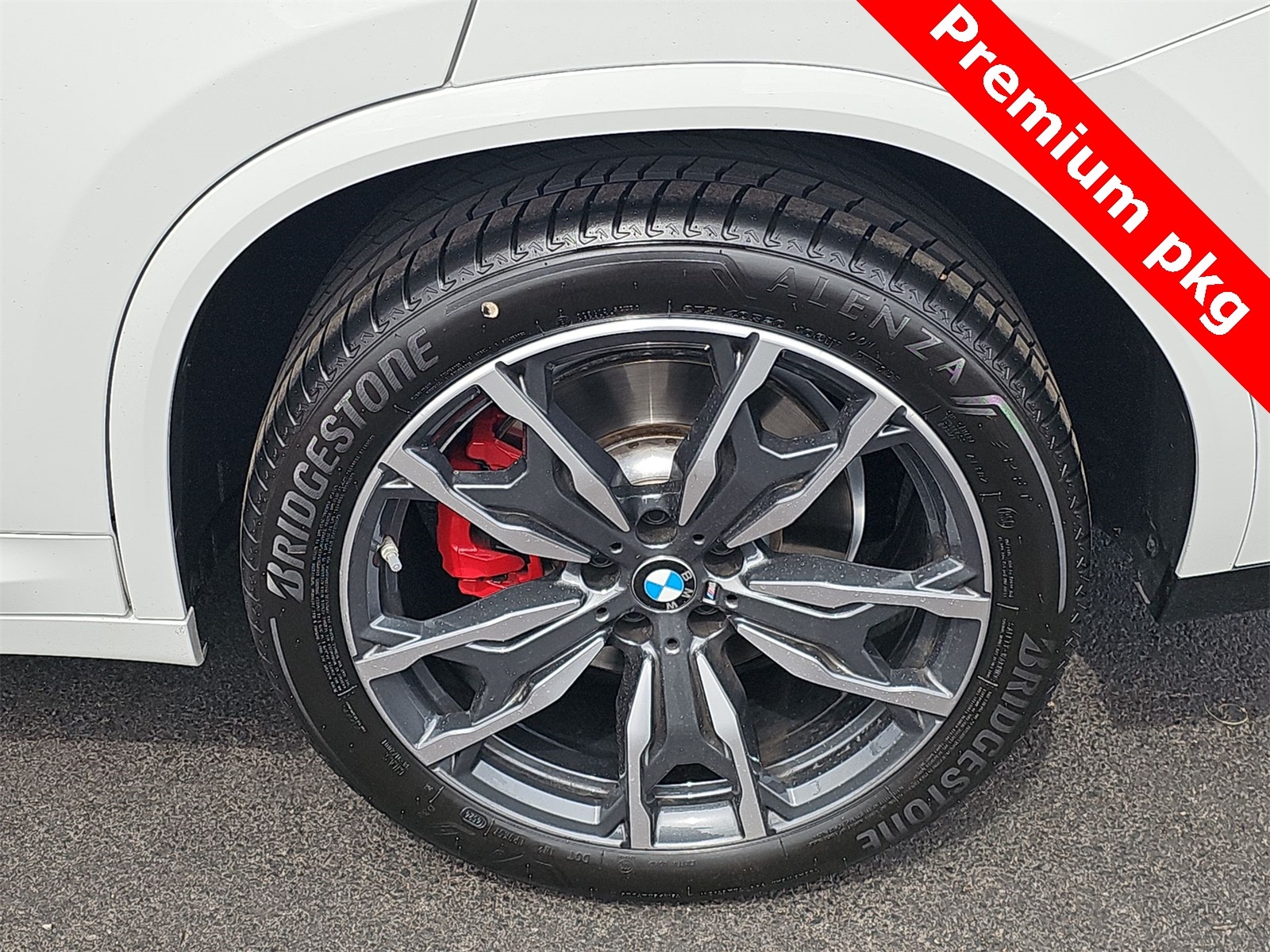 Thumbnail: 2022 BMW X4 - 12