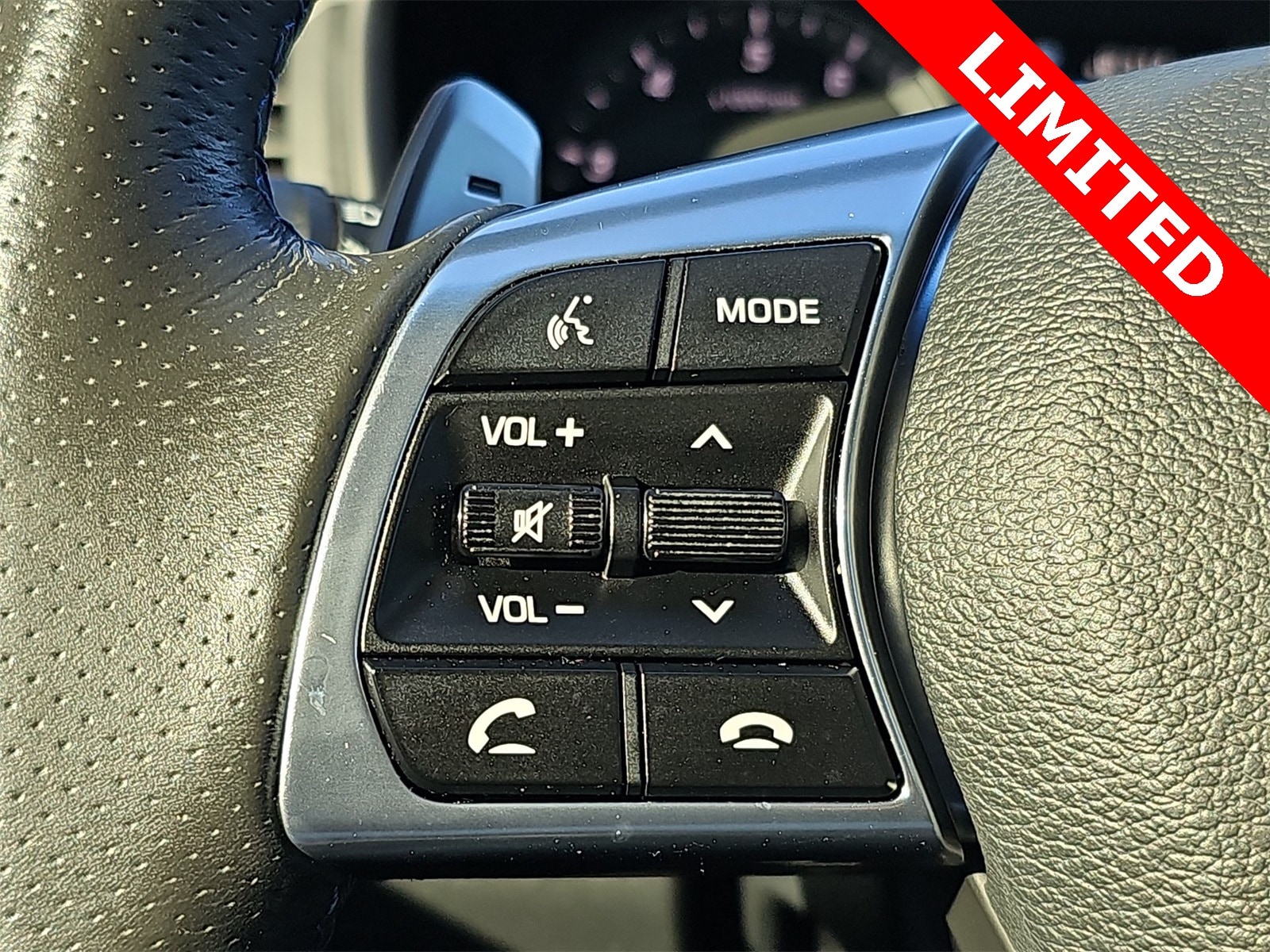 Thumbnail: 2018 Hyundai Sonata - 28