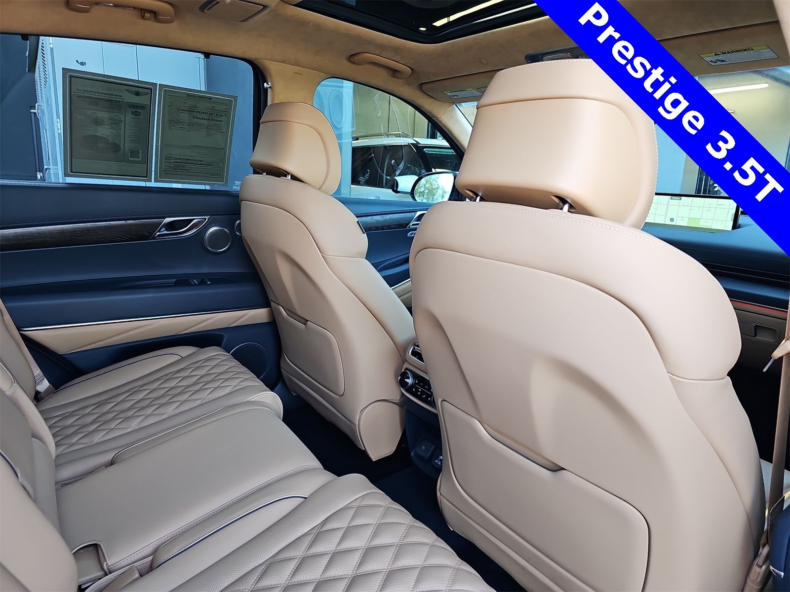 Thumbnail: 2021 Genesis GV80 - 16