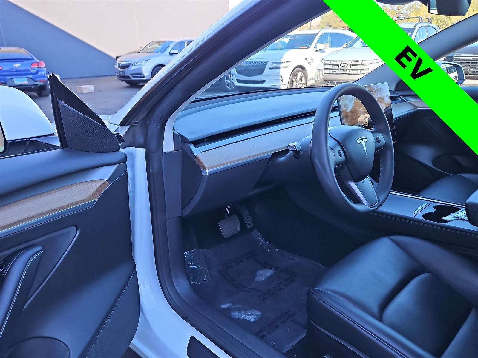 Thumbnail: 2023 Tesla Model 3 - 9