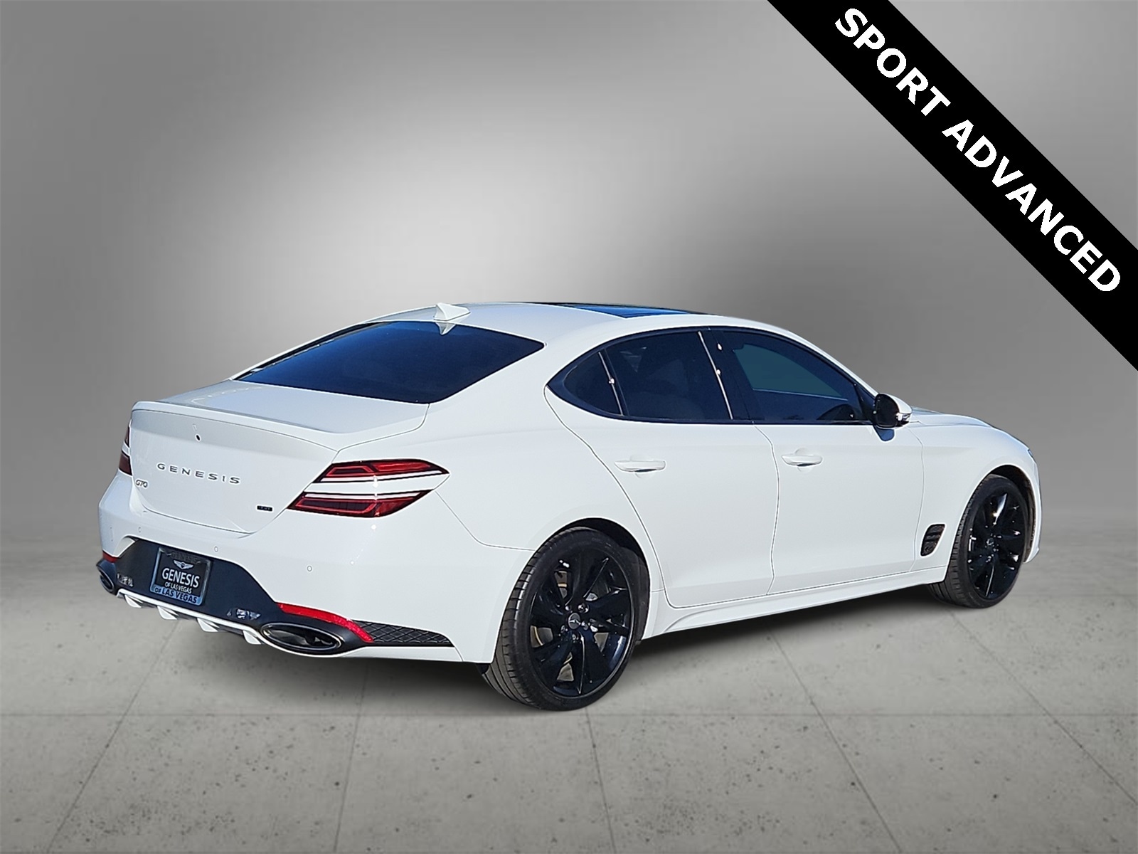 Thumbnail: 2023 Genesis G70 - 8