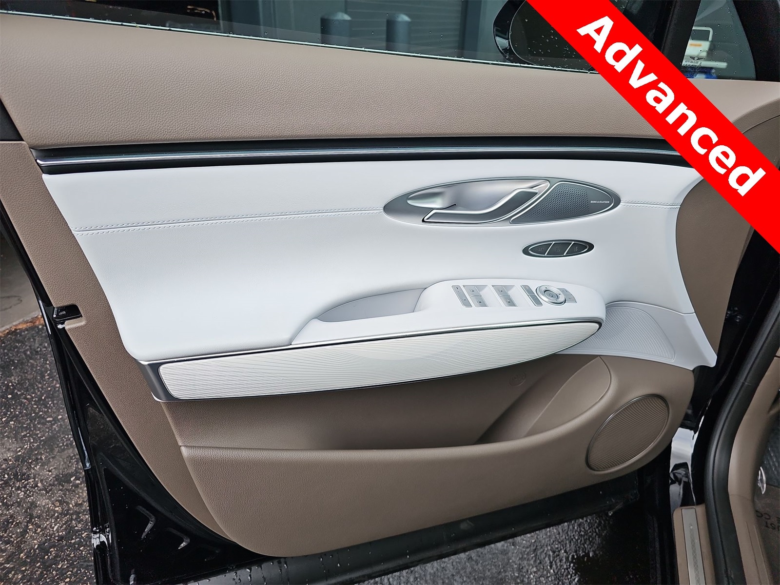 Thumbnail: 2026 Genesis GV70 - 29