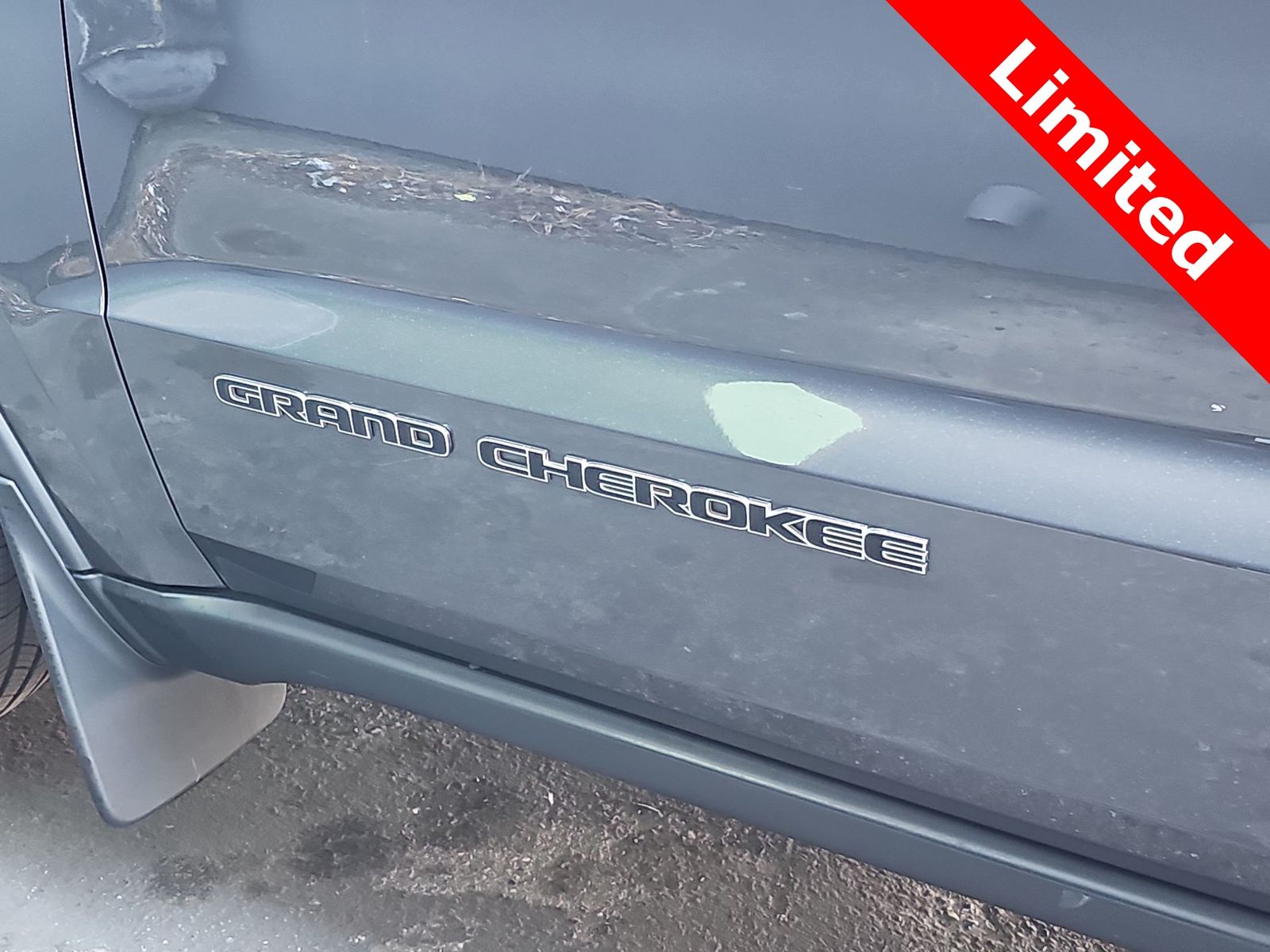 Thumbnail: 2021 Jeep Grand Cherokee - 11