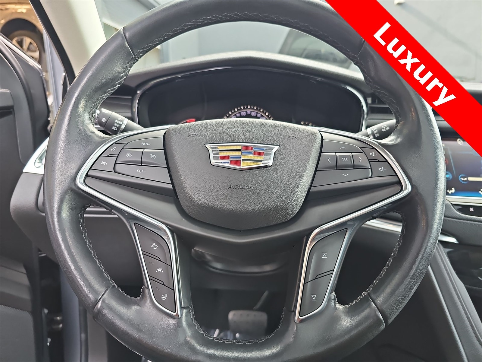 Thumbnail: 2019 Cadillac XT5 - 19