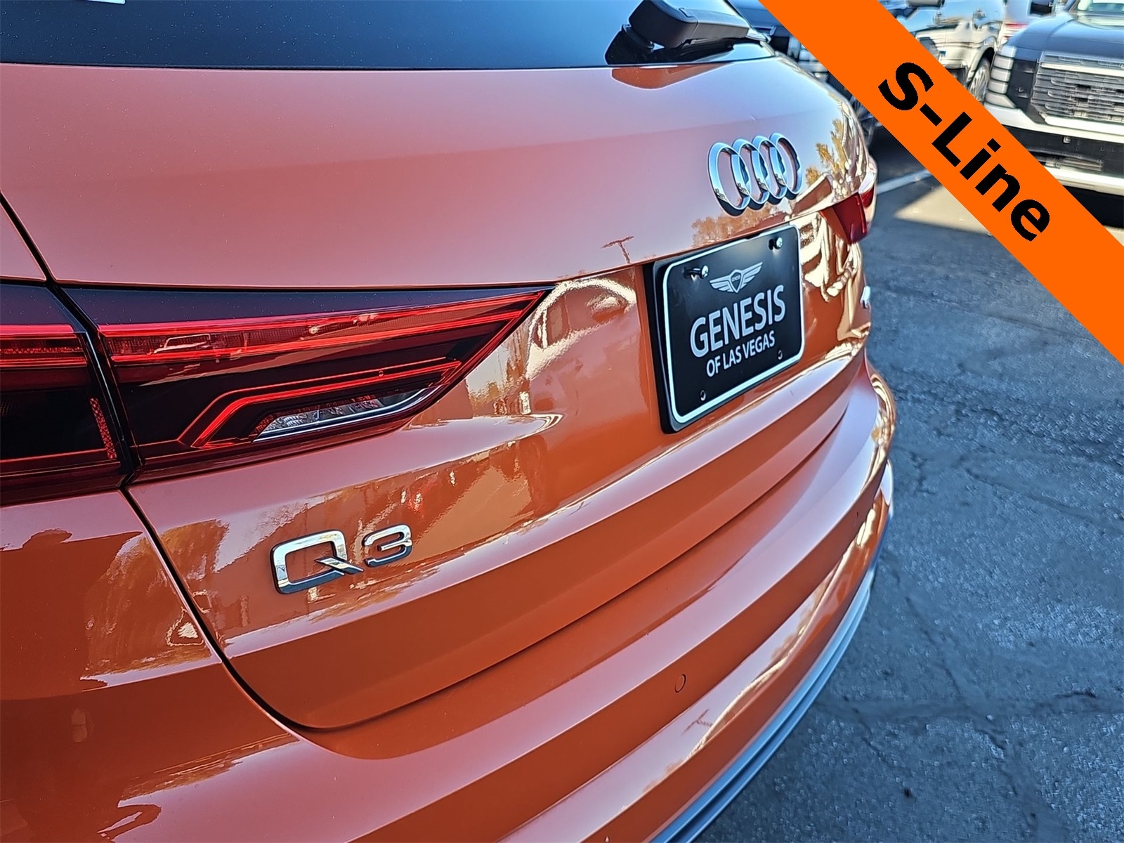 Thumbnail: 2022 Audi Q3 - 11