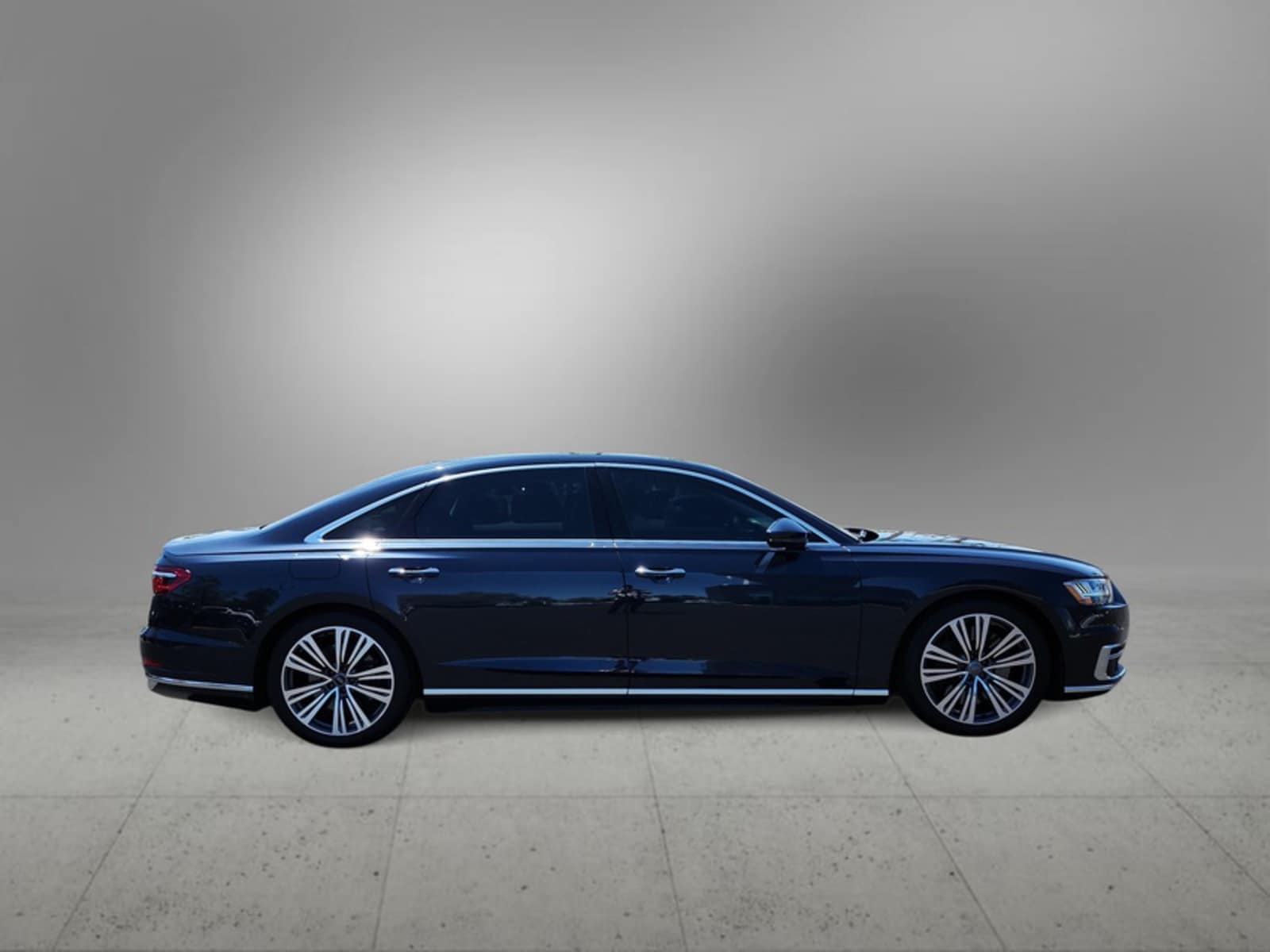 Thumbnail: 2019 Audi A8 - 10