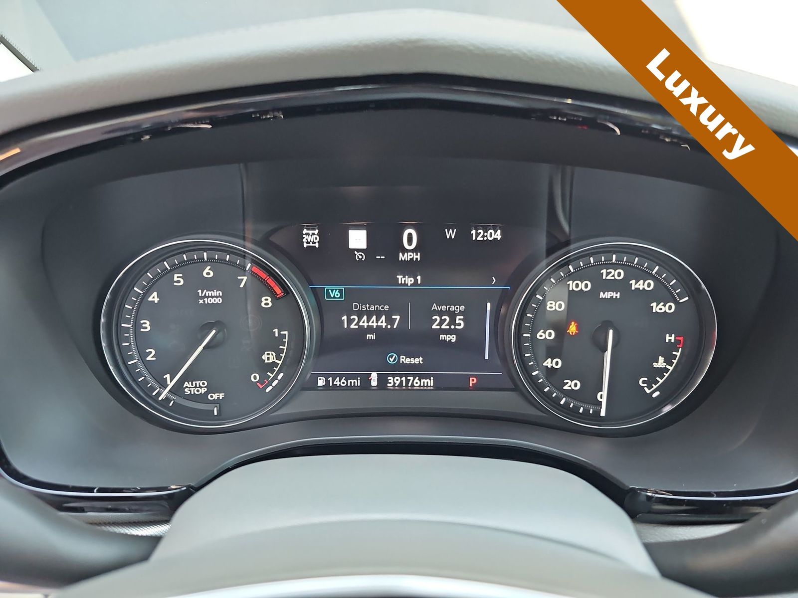 Thumbnail: 2022 Cadillac XT5 - 22